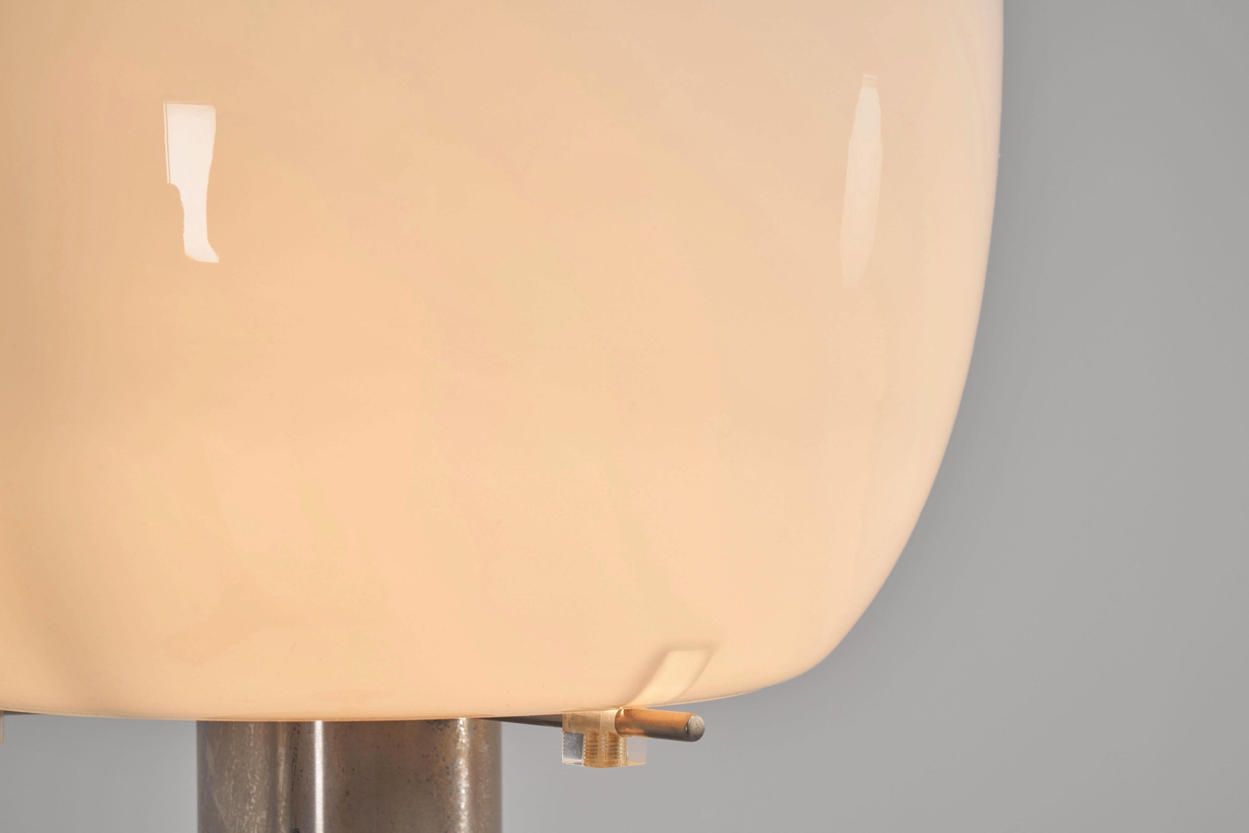 Lampadaire Giuseppe Ostuni Renato Forti 3306 Oluce 1955 Bon état - En vente à Roosendaal, Noord Brabant
