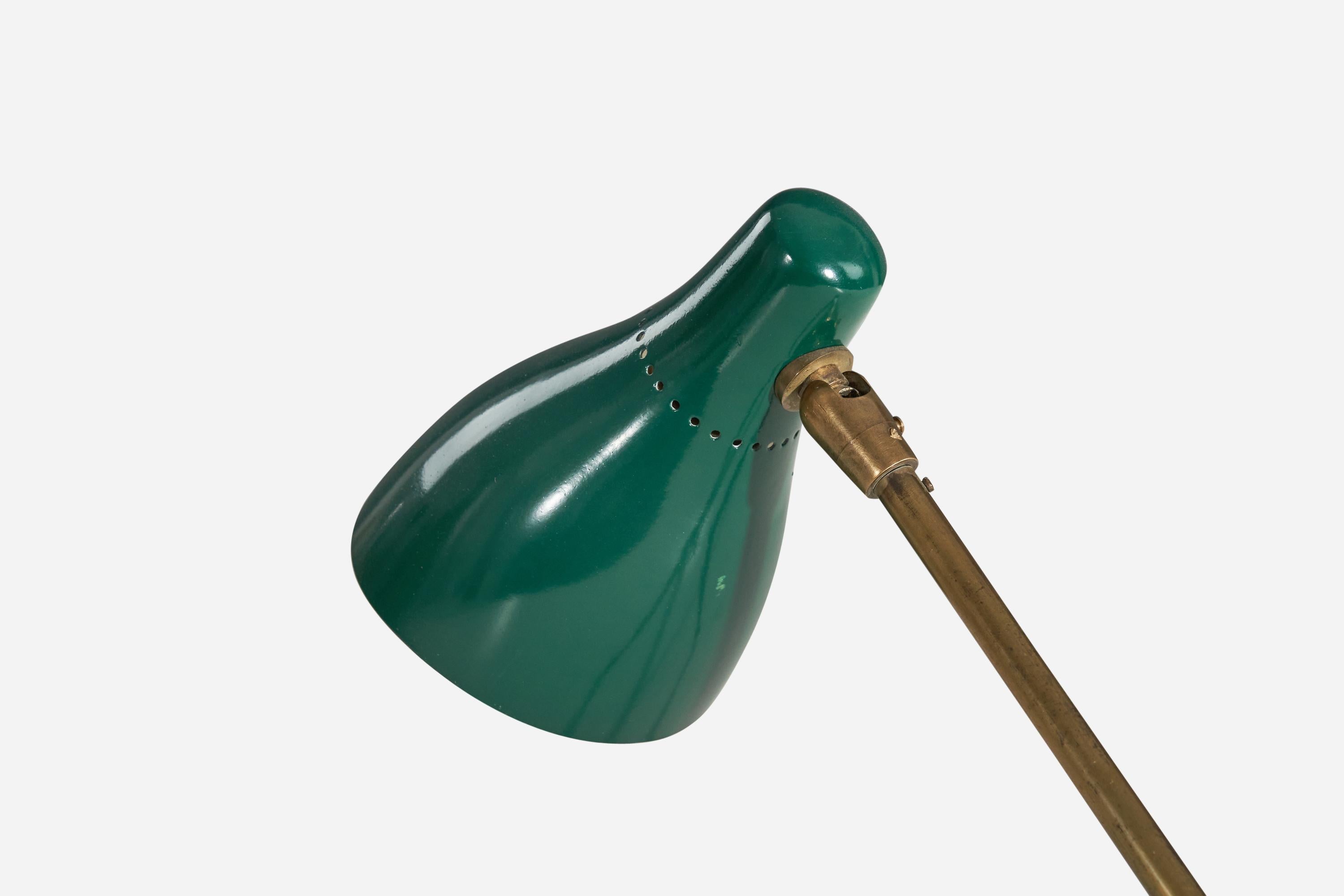 Mid-Century Modern Giuseppe Ostuni, Table Lamp, Brass, Green-Lacquered Metal, O-Luce, Italy, 1950s For Sale