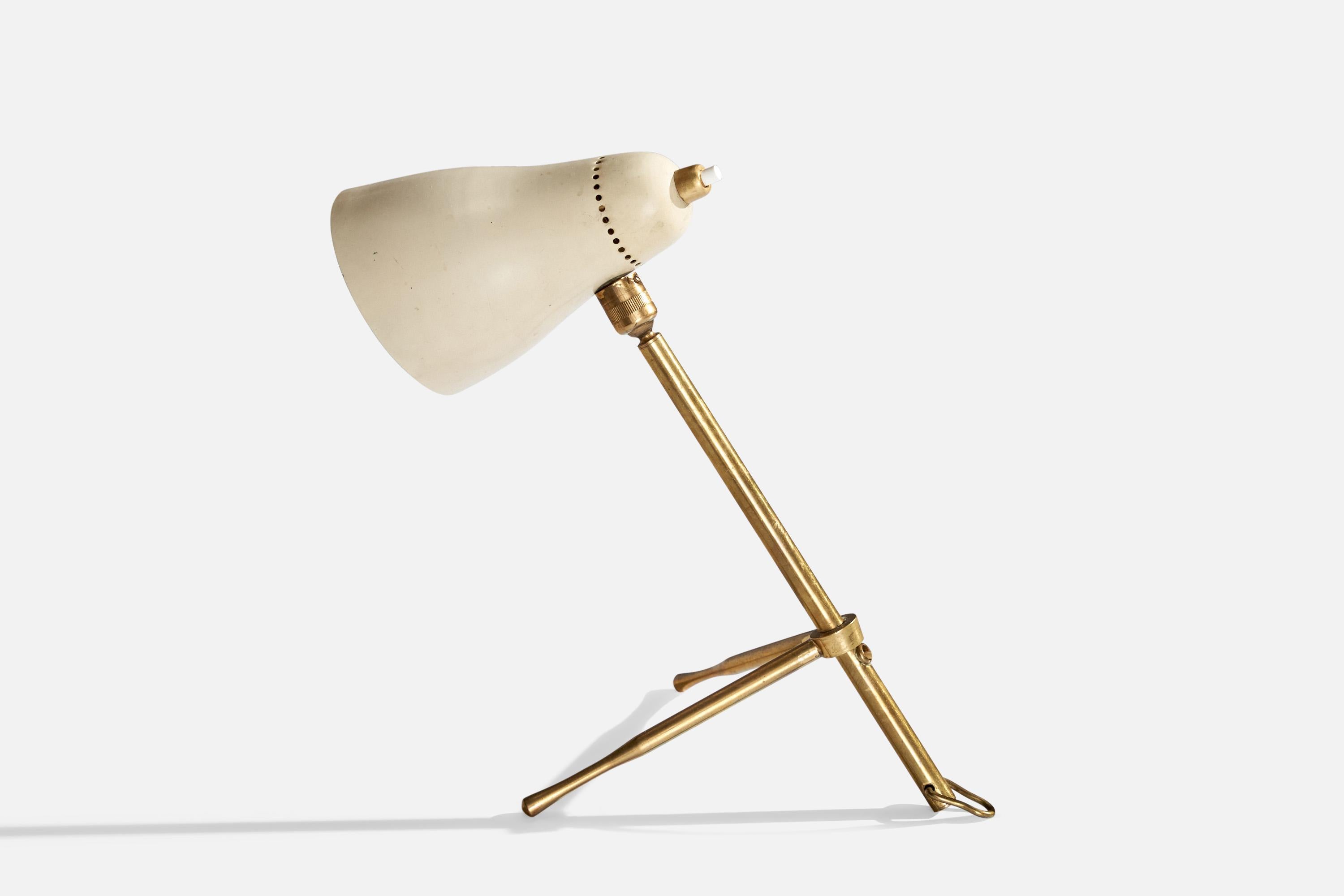 Italian Giuseppe Ostuni, Table Lamp, Brass, Metal, Italy, 1950s For Sale