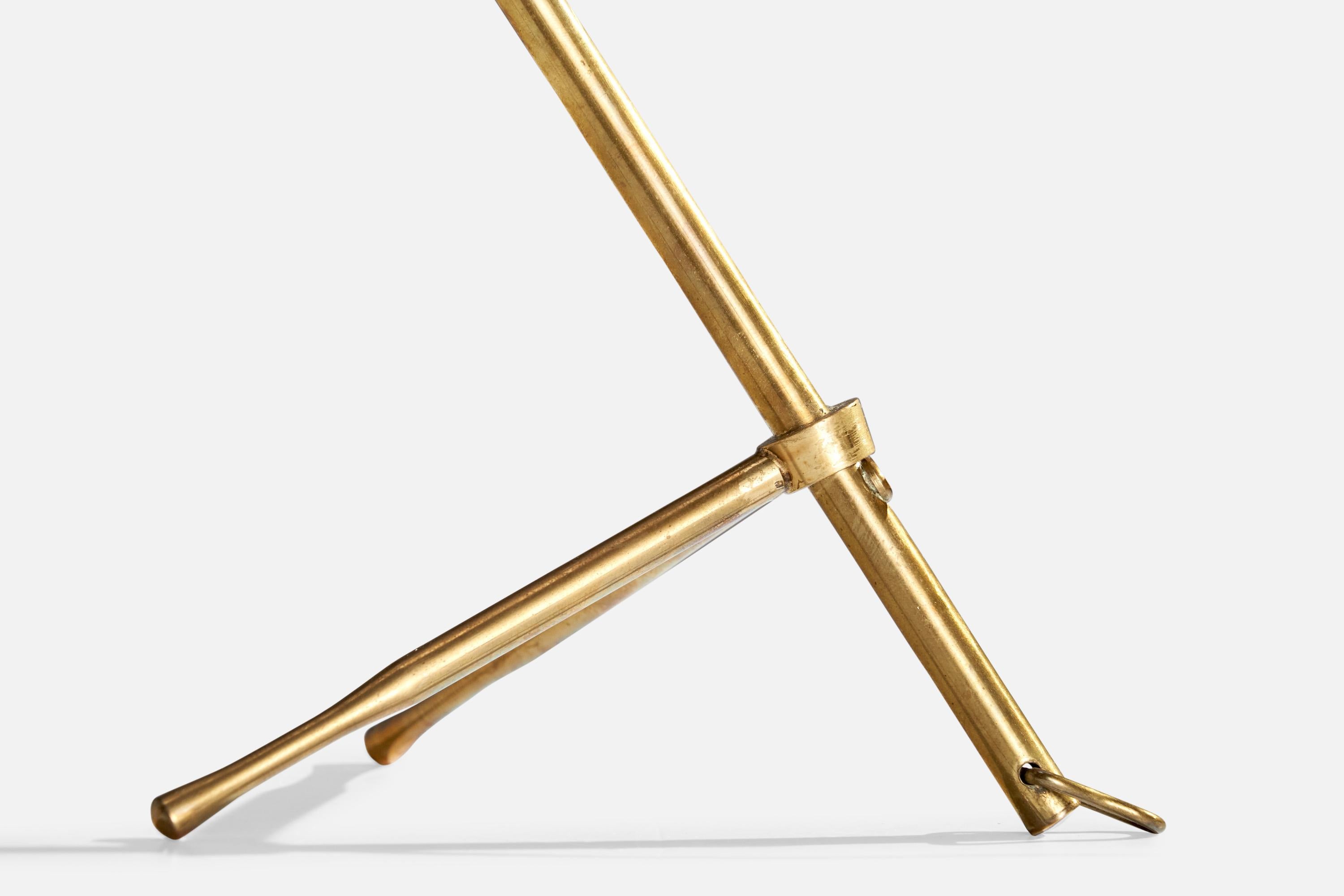 Giuseppe Ostuni, Table Lamp, Brass, Metal, Italy, 1950s For Sale 3