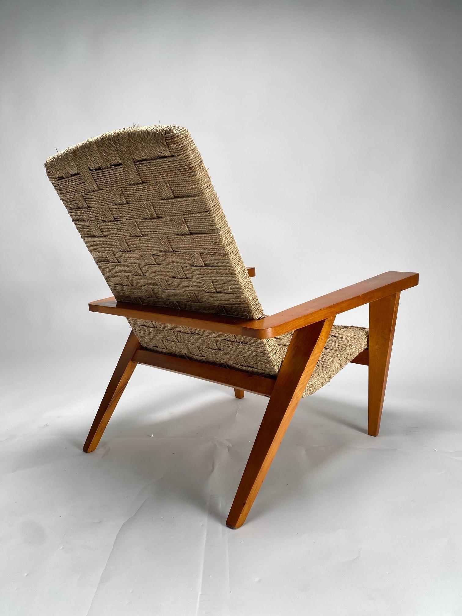 italien Giuseppe Pagano (Attr.), Deux fauteuils en bois et corde, Italie 1940s en vente