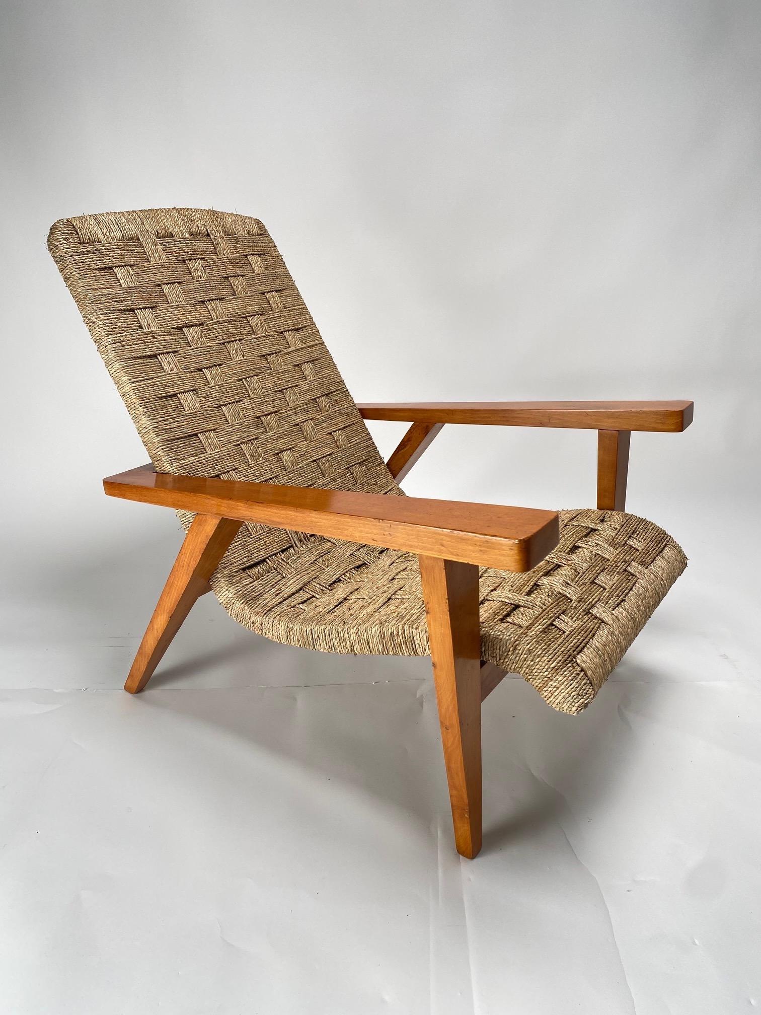 Milieu du XXe siècle Giuseppe Pagano (Attr.), Deux fauteuils en bois et corde, Italie 1940s en vente