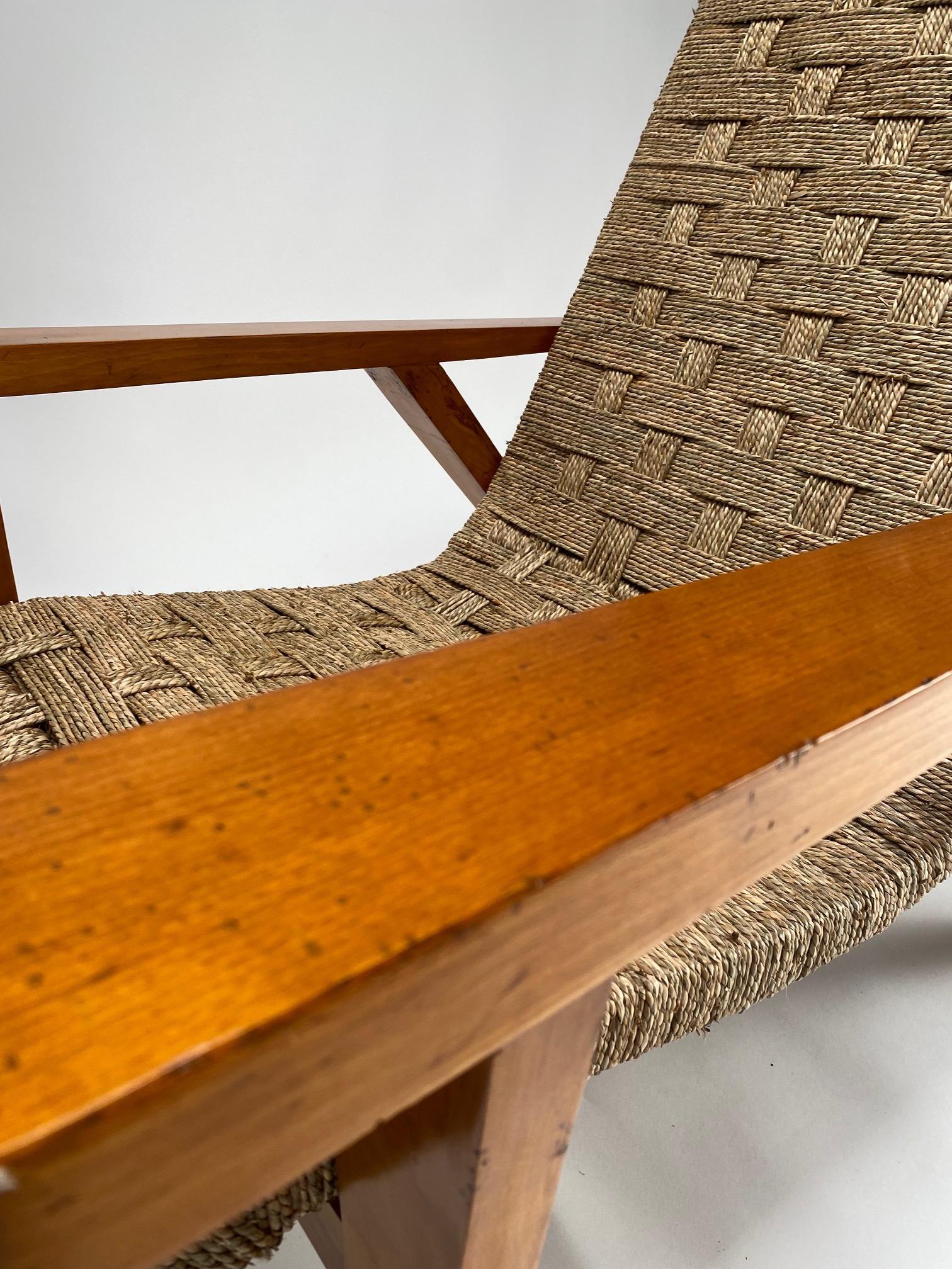 Giuseppe Pagano (Attr.), Deux fauteuils en bois et corde, Italie 1940s en vente 1