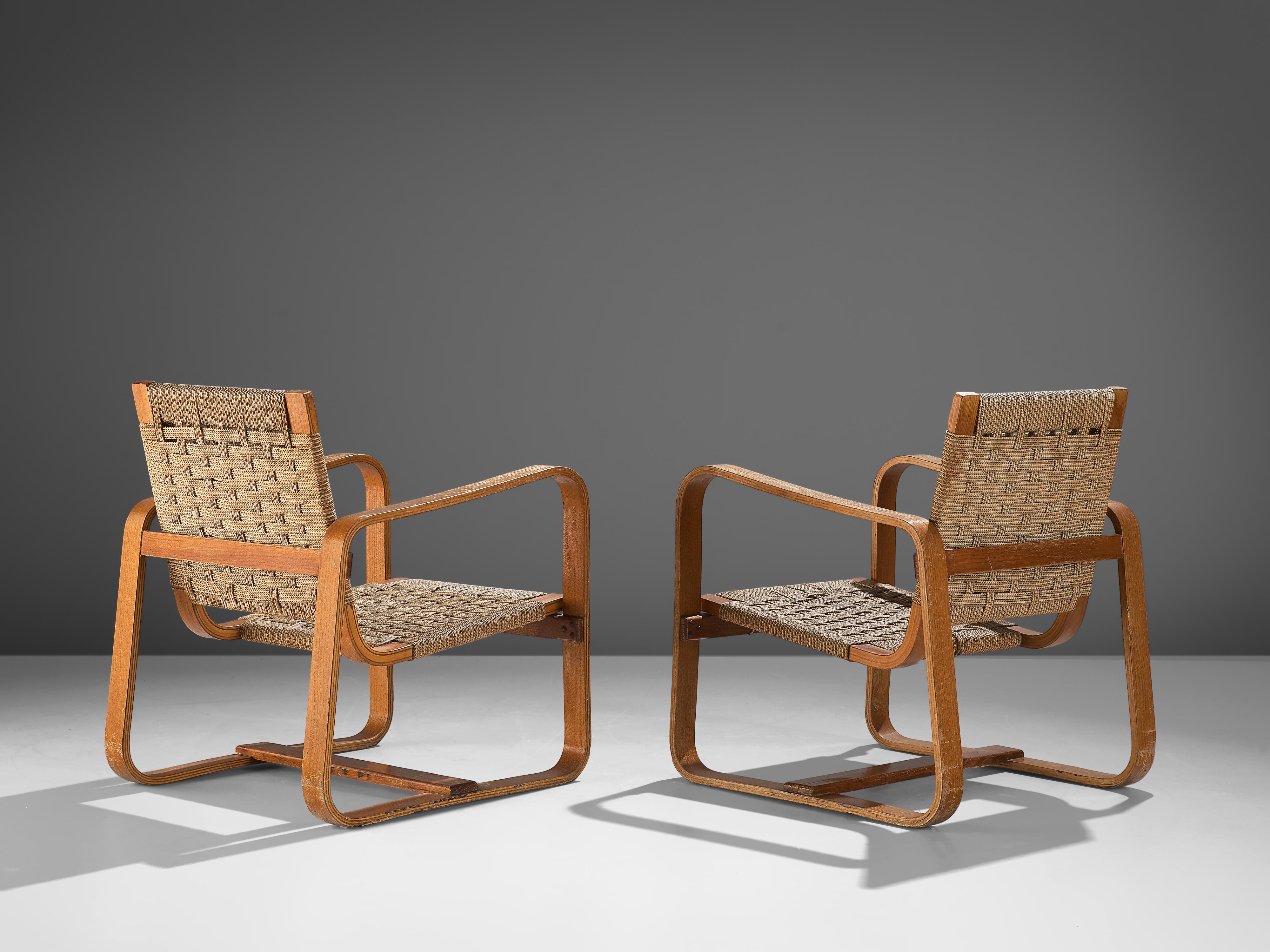 Mid-20th Century Giuseppe Pagano Pogatschnig Pair of Bentwood Lounge Chairs, 1940s