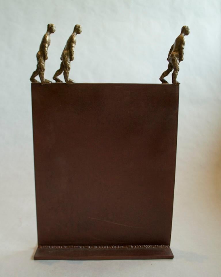 Giuseppe Palumbo Figurative Sculpture - Edge op/ed 