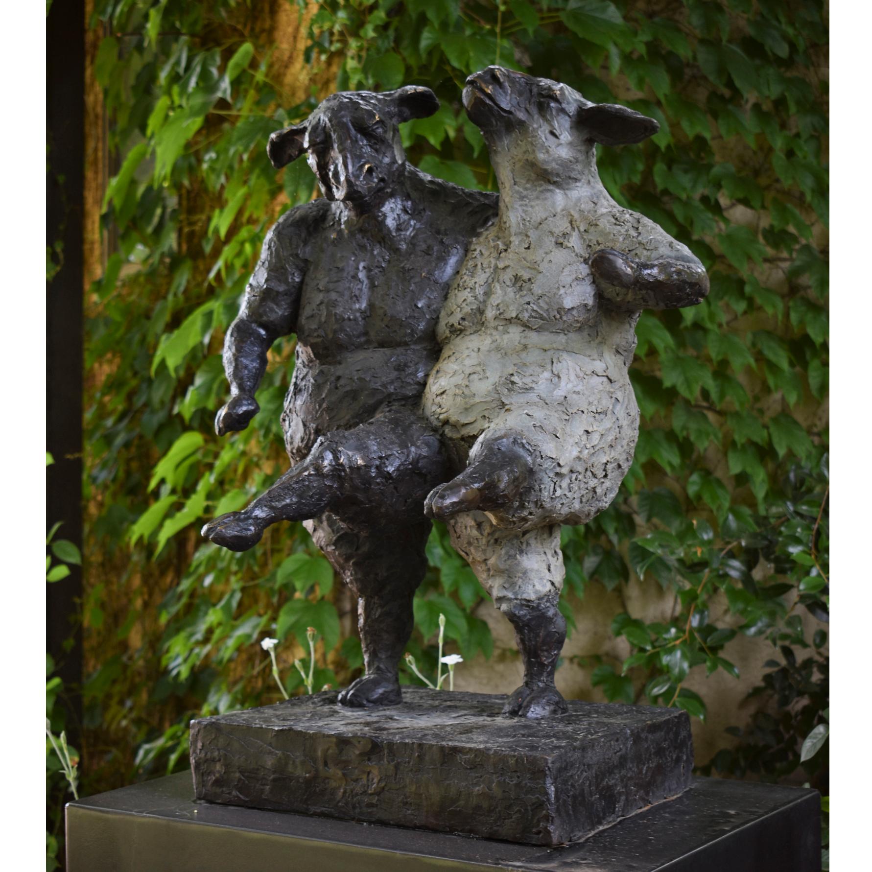 Giuseppe Palumbo Figurative Sculpture - Ewe 2 8/30 (One Baaad)