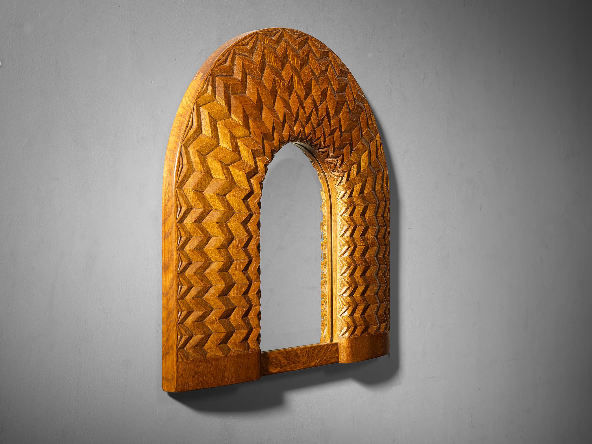 Giuseppe Rivadossi Arched Mirror with Intricate Carvings in Oak  In Good Condition For Sale In Waalwijk, NL