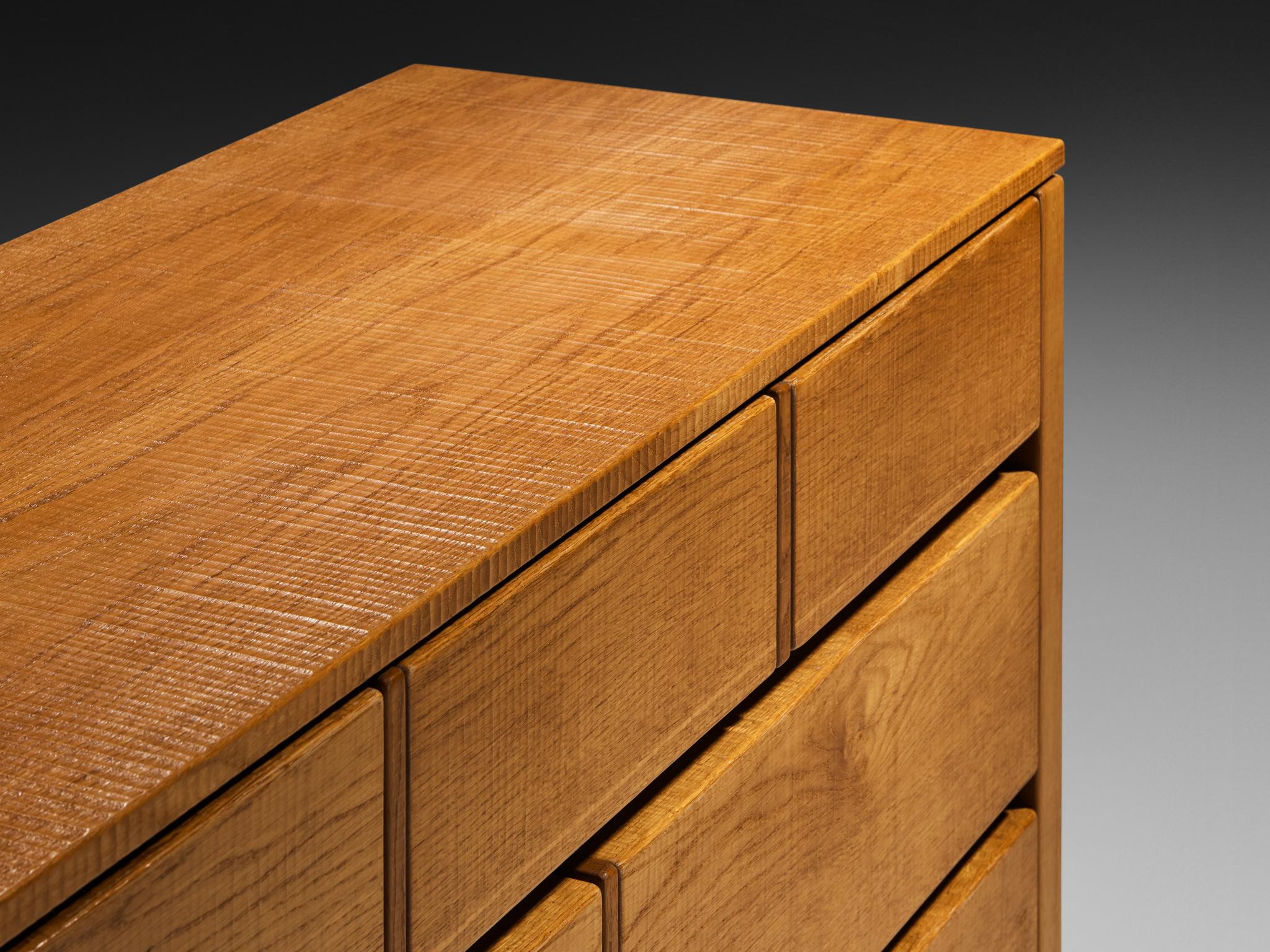 Giuseppe Rivadossi Chest of Drawers in Chestnut In Good Condition In Waalwijk, NL