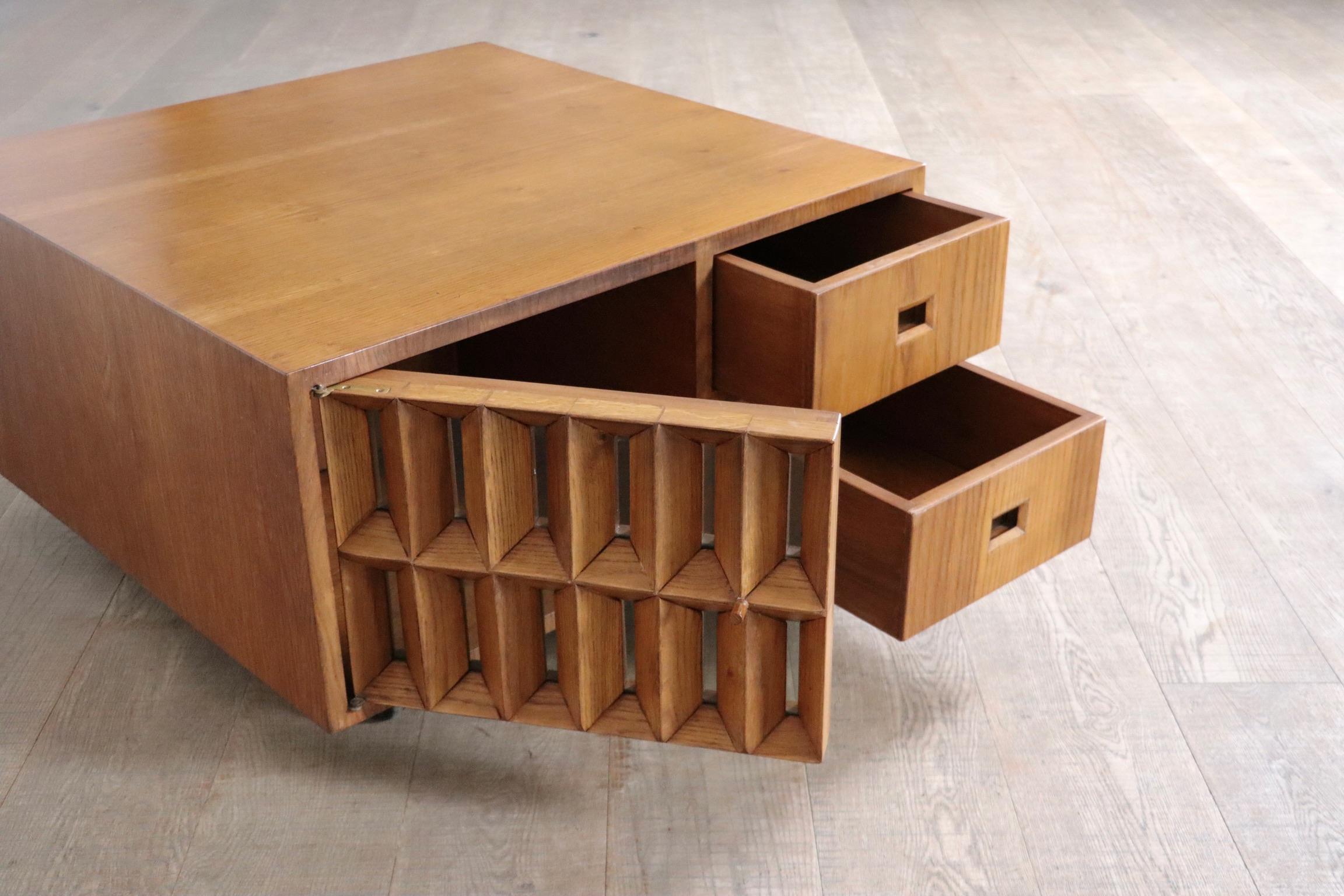 Giuseppe Rivadossi Coffee Table In Oak With Glass Framed Doors, Italy 1975 4