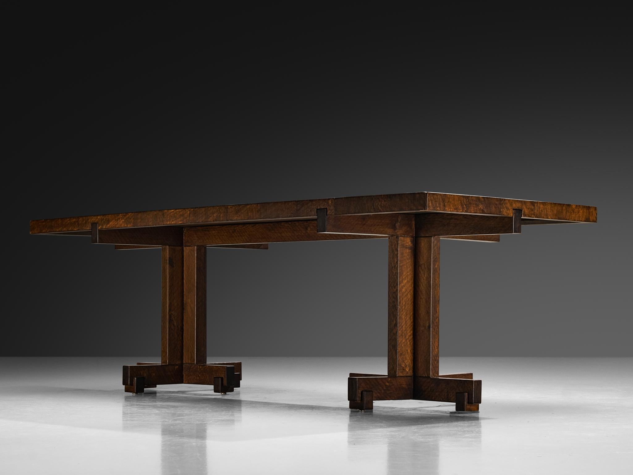 Giuseppe Rivadossi Dining Table in Oak with Cross Shaped Double Base In Good Condition For Sale In Waalwijk, NL