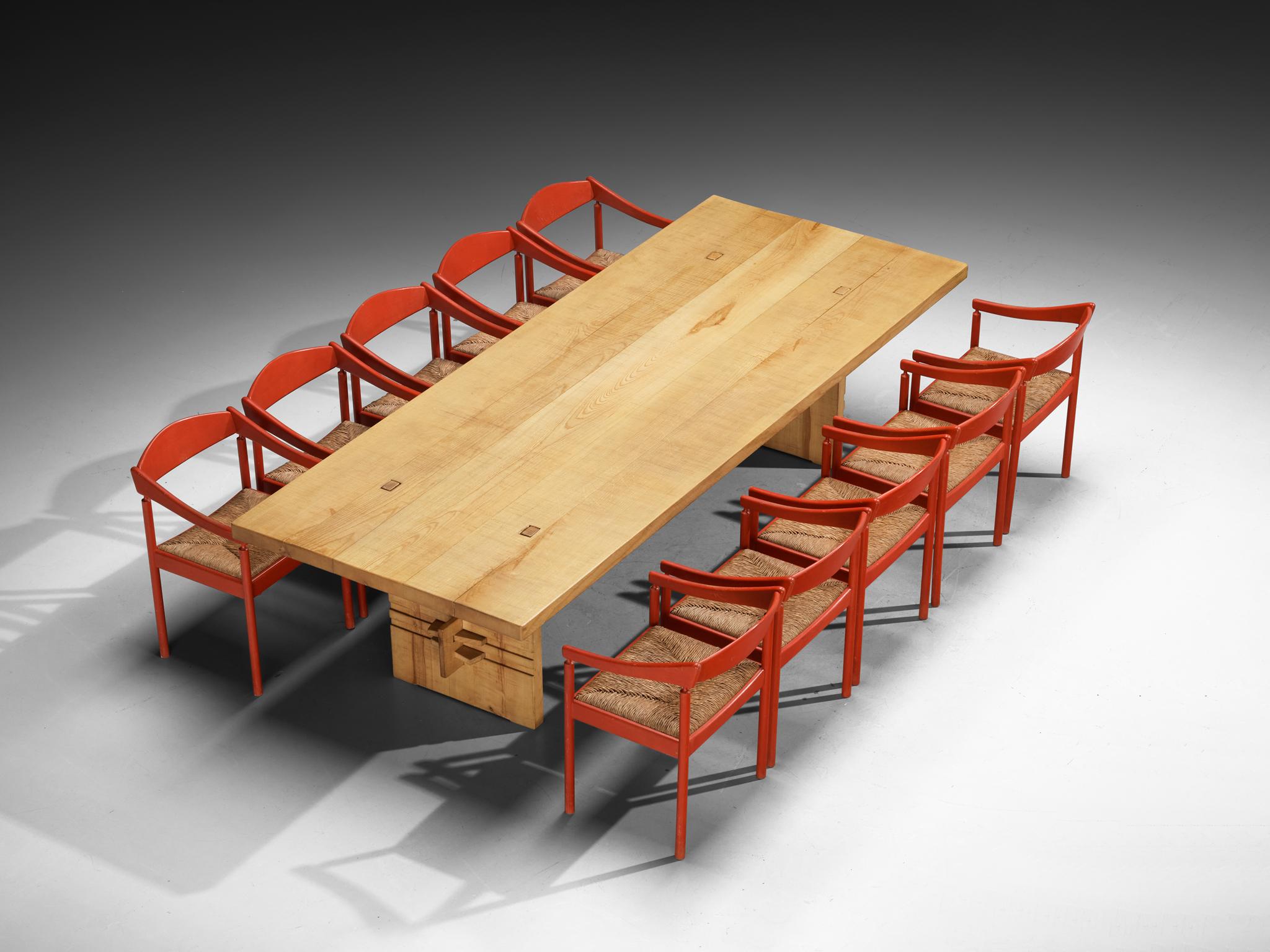 Dining room set consisting of Giuseppe Rivadossi for Officina Rivadossi dining table with set of ten Thonet Armchairs 


Giuseppe Rivadossi for Officina Rivadossi, dining table, olive ash, Italy, 1985

Giuseppe Rivadossi once again proves his great