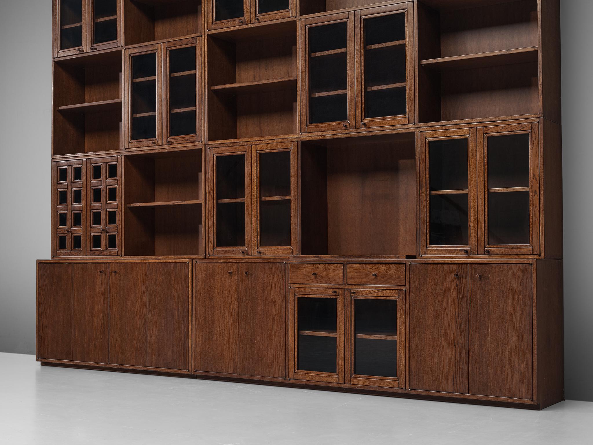 Giuseppe Rivadossi Exceptional Library Unit in Oak In Good Condition In Waalwijk, NL