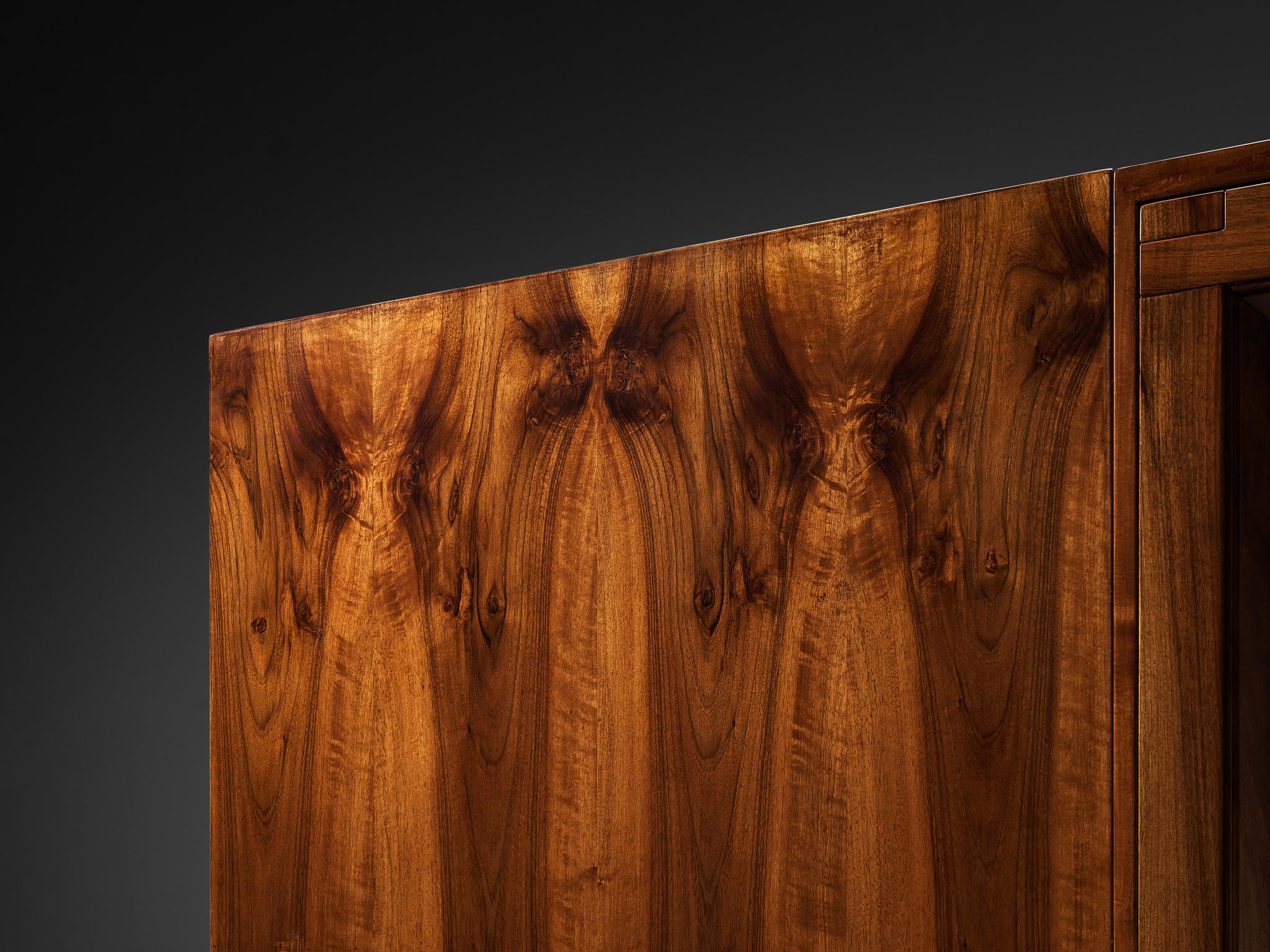 Late 20th Century Giuseppe Rivadossi for Officina Rivadossi Bedroom Divider Wardrobe Walnut For Sale