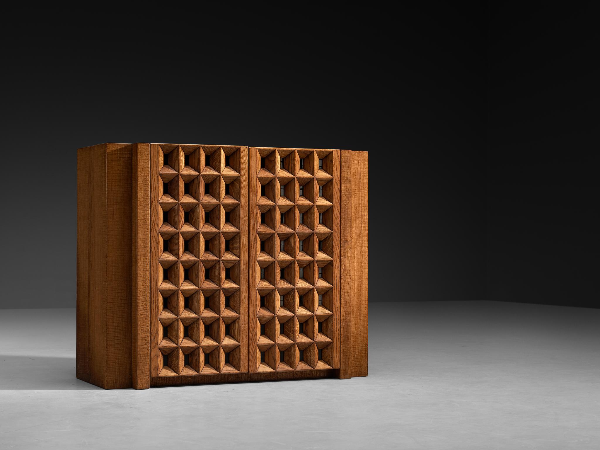 Late 20th Century Giuseppe Rivadossi for Officina Rivadossi Cabinet in Oak For Sale