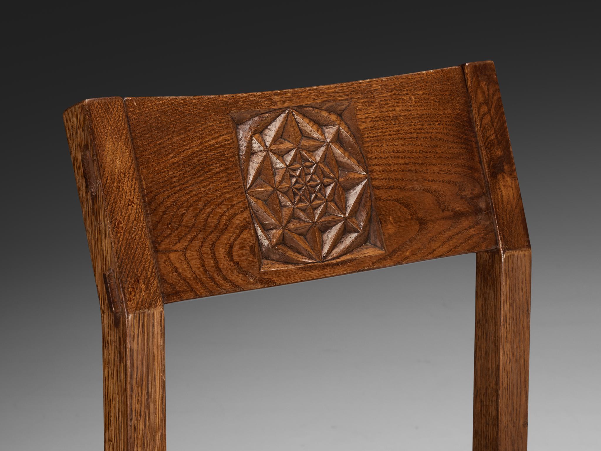 Giuseppe Rivadossi per Officina Rivadossi Sedie da pranzo con intagli in Oak in vendita 4