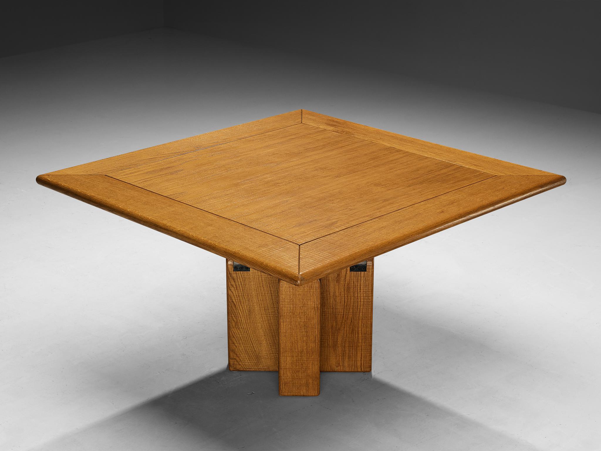 Giuseppe Rivadossi for Officina Rivadossi Dining Table in Oak and Iron  For Sale 5