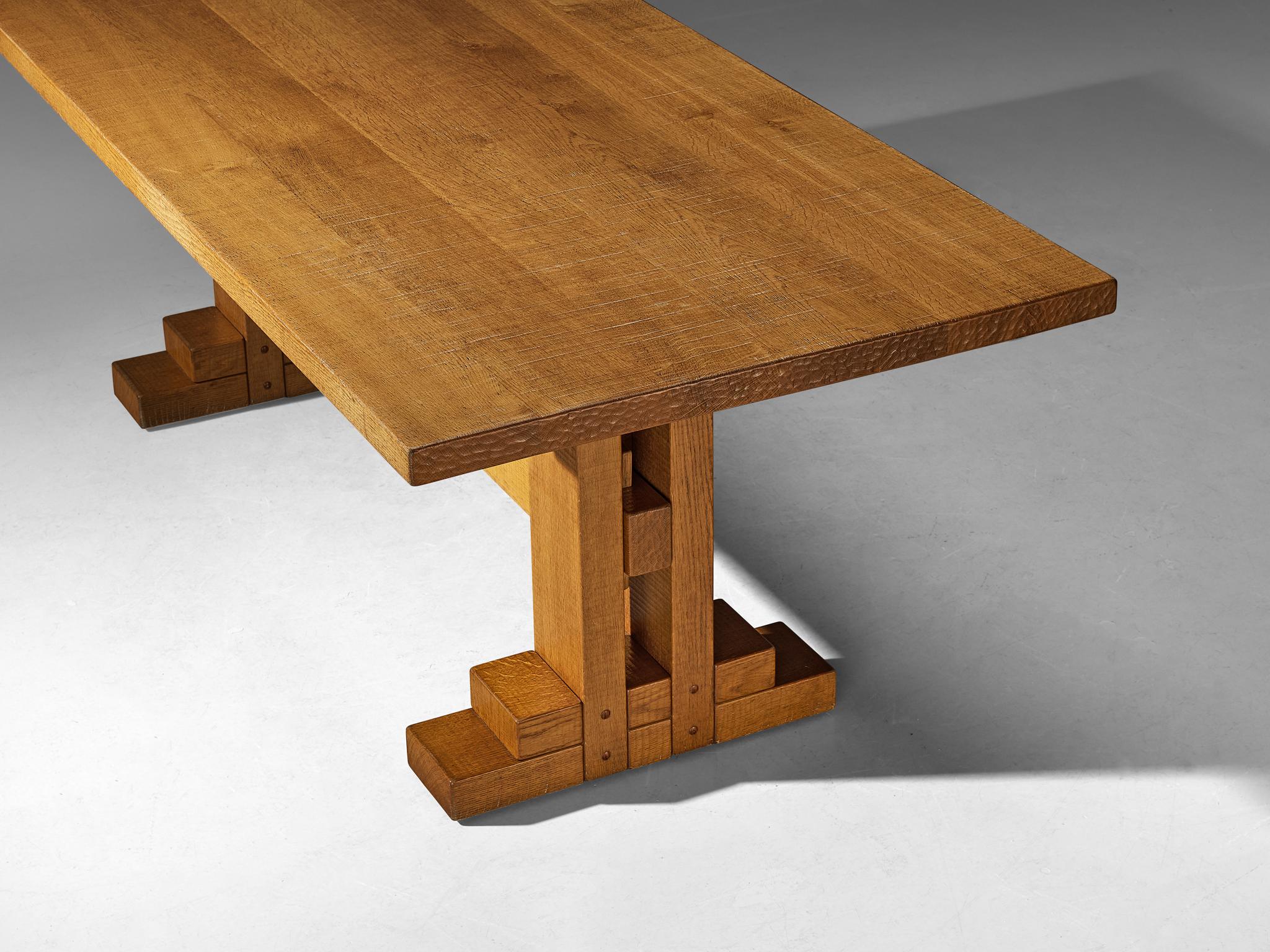 Table de salle à manger en chêne Giuseppe Rivadossi pour Officina Rivadossi en vente 3