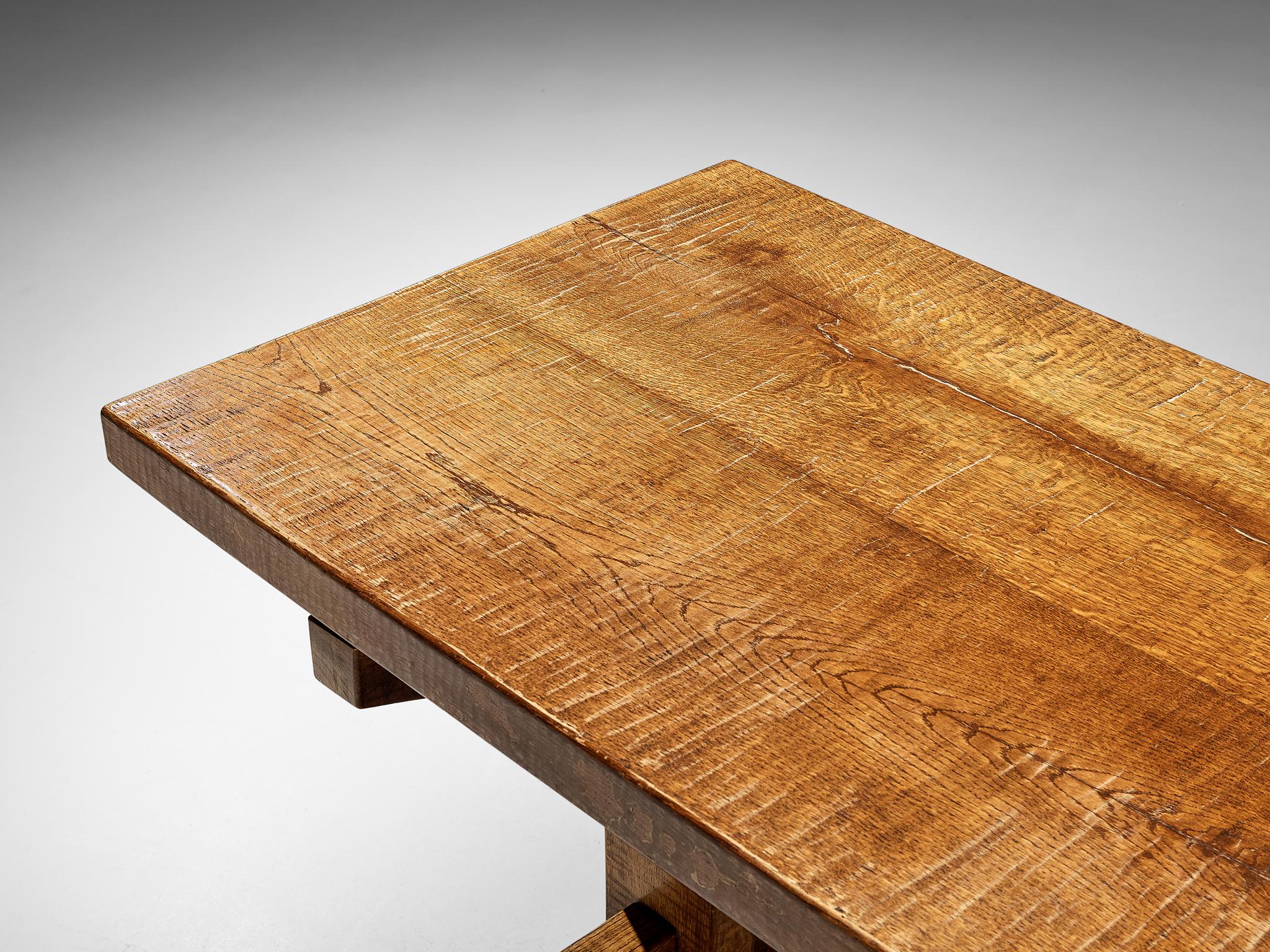 Mid-Century Modern Table de salle à manger en chêne Giuseppe Rivadossi pour Officina Rivadossi en vente