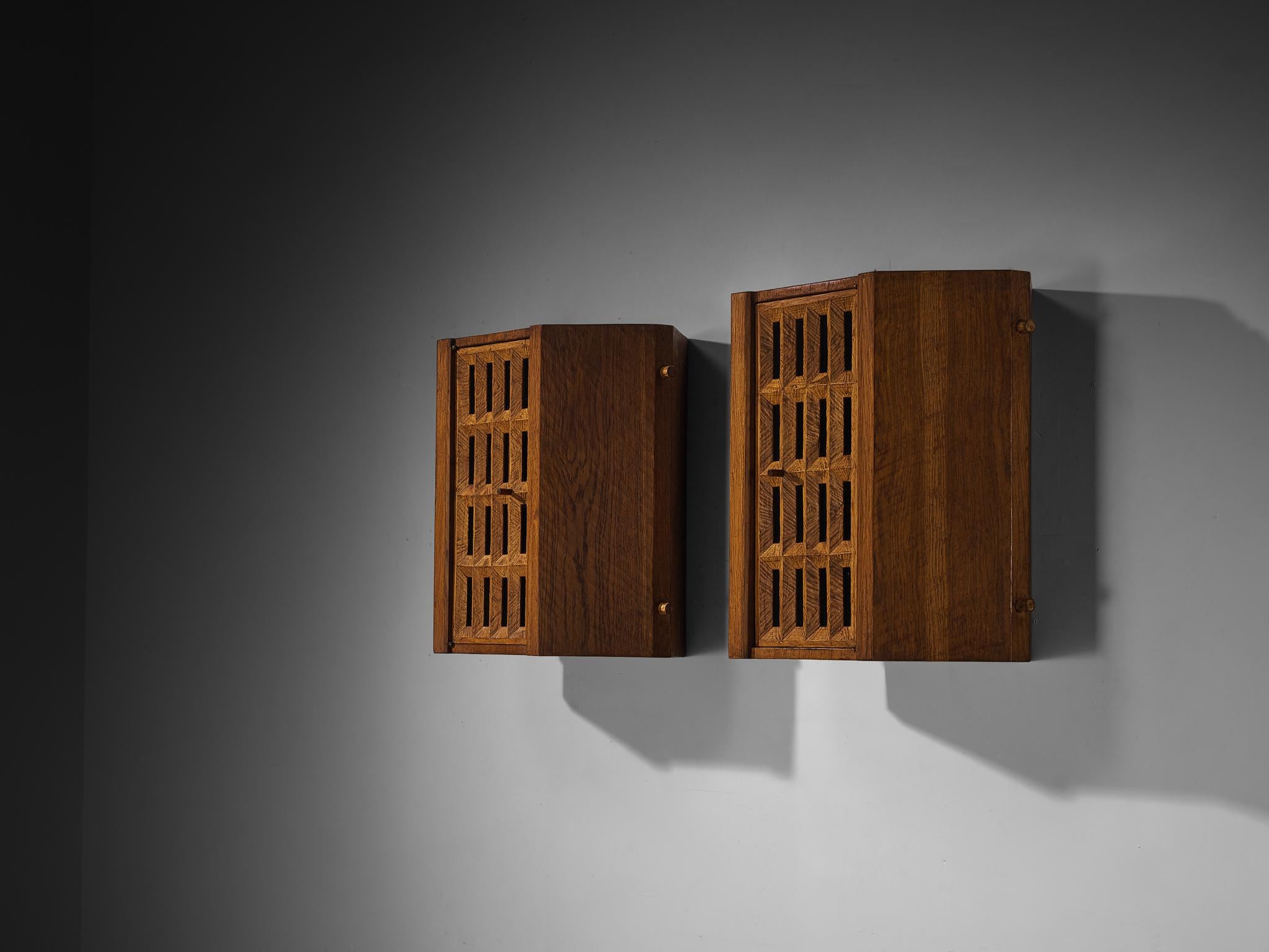 Giuseppe Rivadossi pour Officina Rivadossi Armoires suspendues en Oak Oak et verre 2