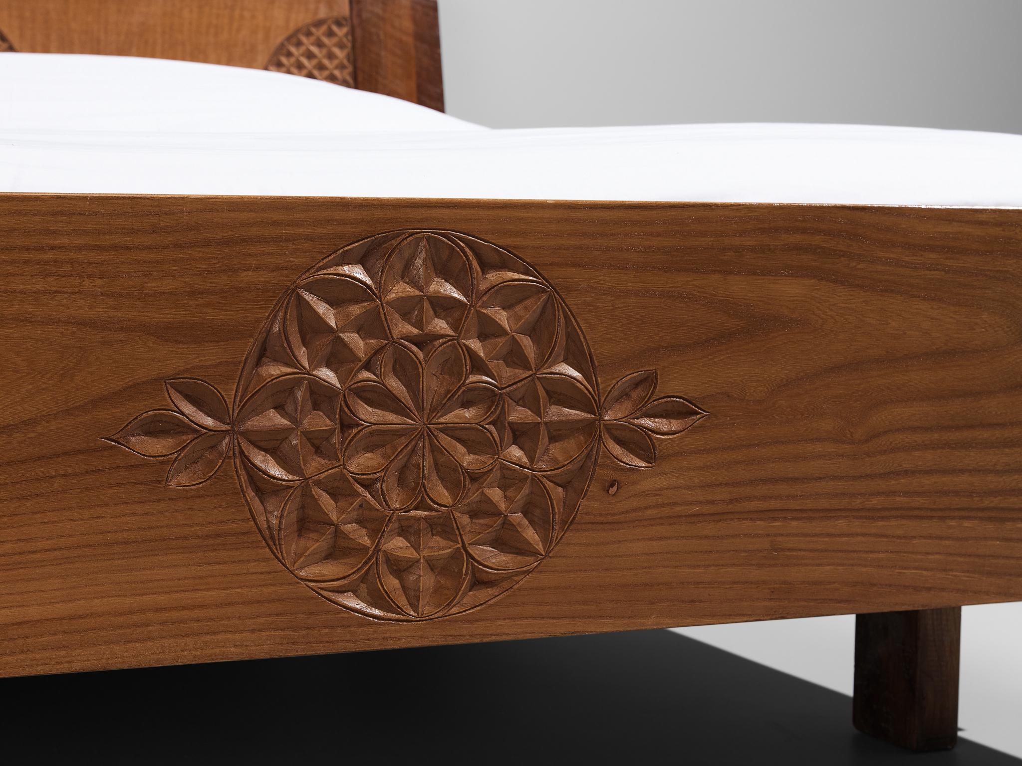 Giuseppe Rivadossi for Officina Rivadossi King Bed in Walnut 5