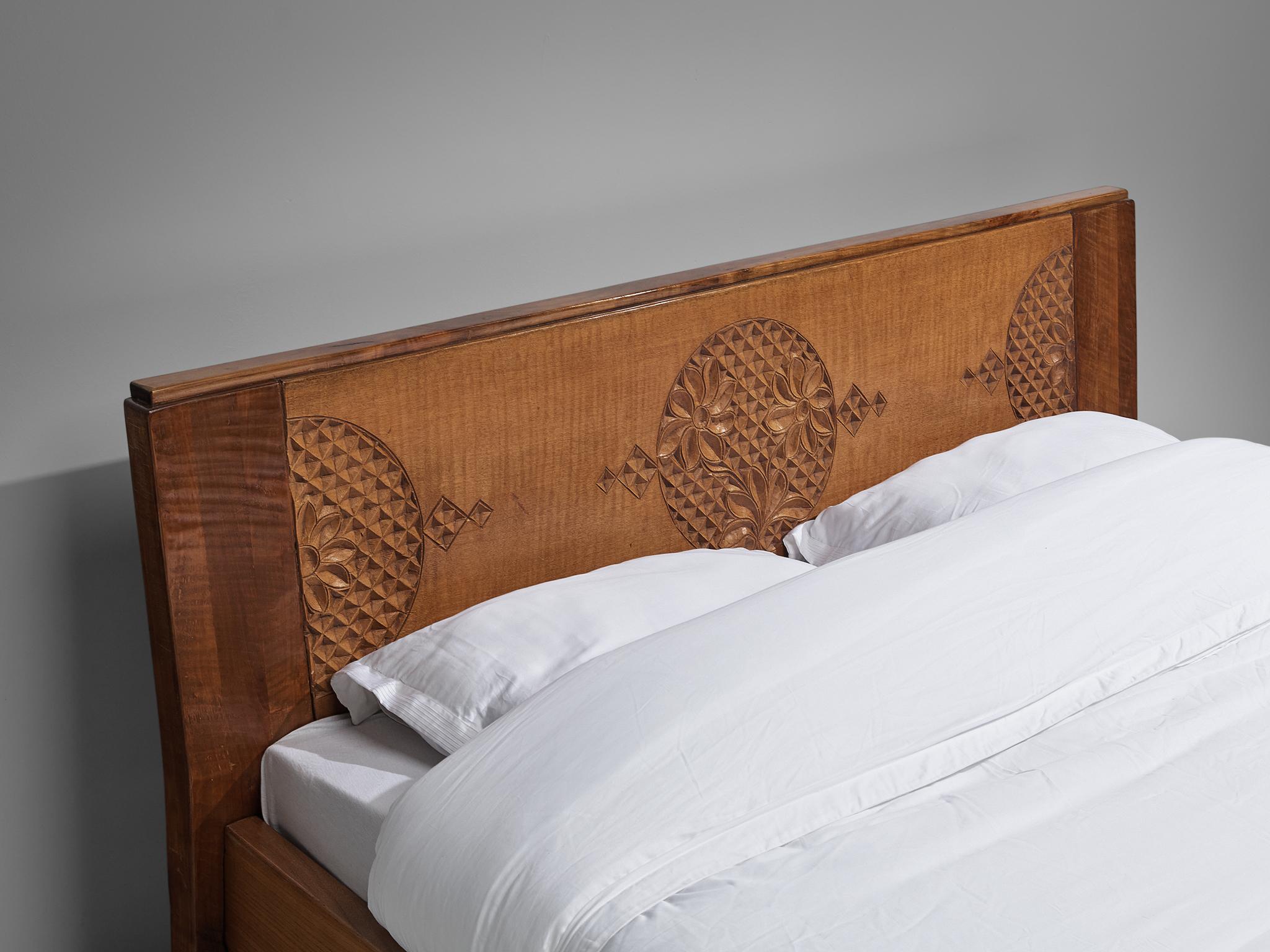Giuseppe Rivadossi for Officina Rivadossi King Bed in Walnut 2