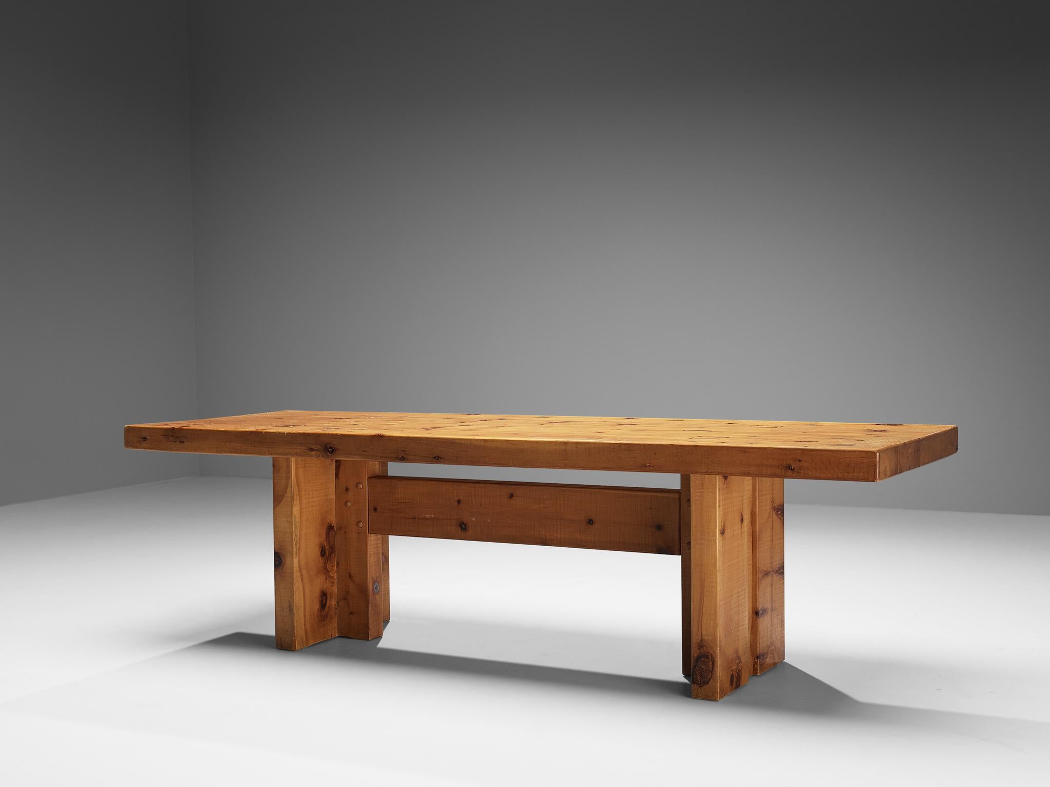 Giuseppe Rivadossi for Officina Rivadossi Large Dining Table in Pine  For Sale 1
