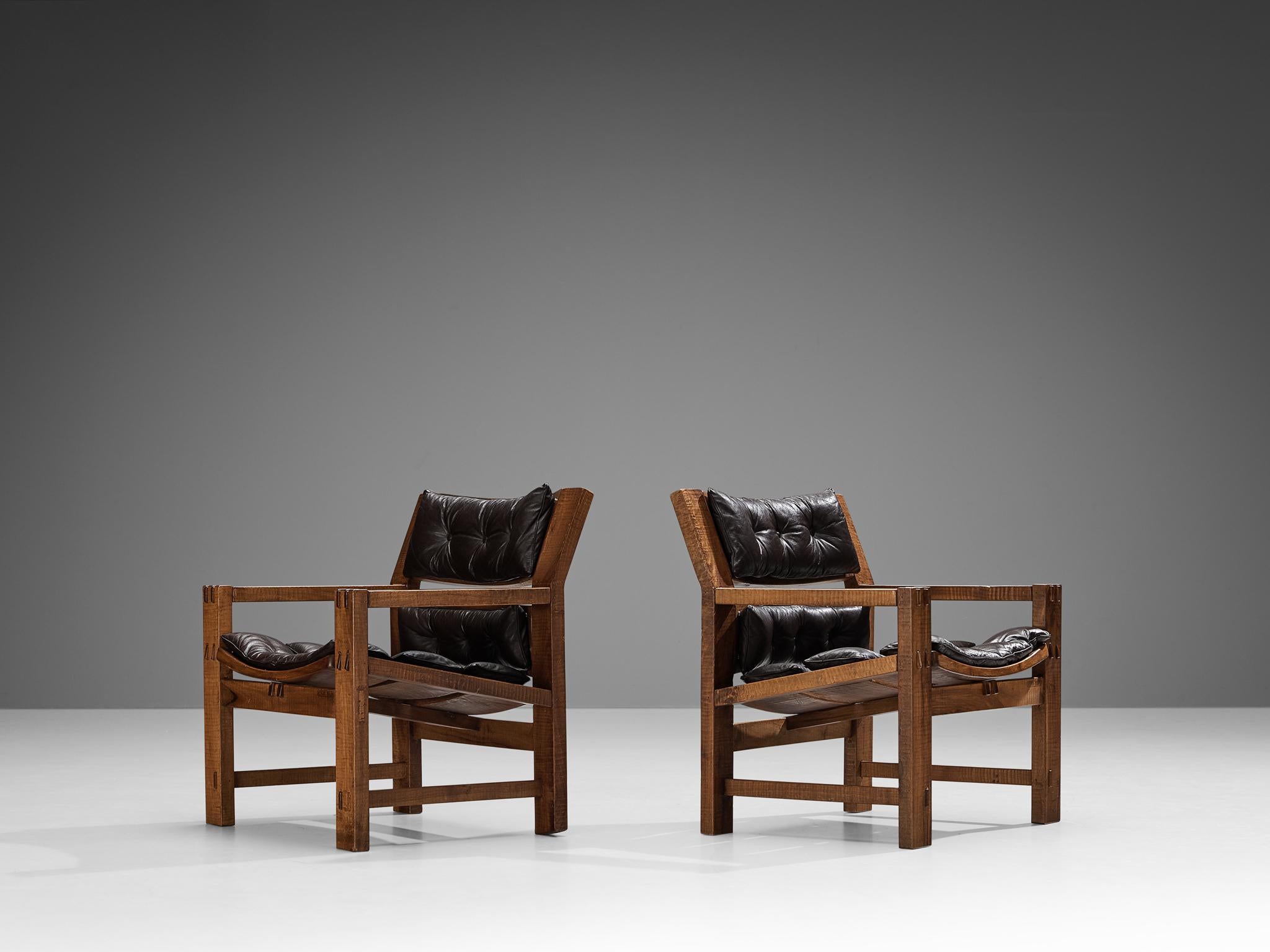 Giuseppe Rivadossi for Officina Rivadossi Pair of Lounge Chairs in Walnut 4