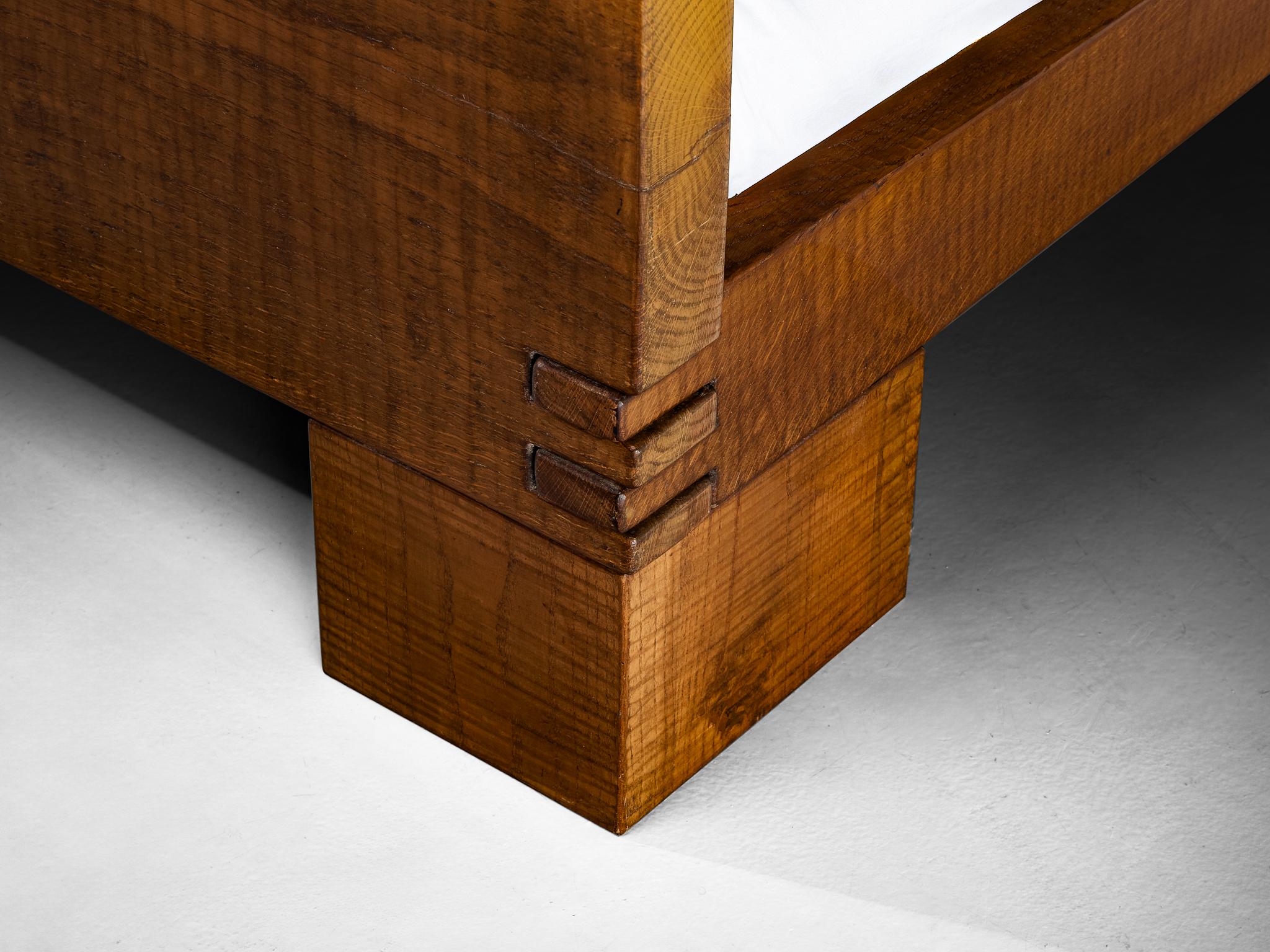 Giuseppe Rivadossi for Officina Rivadossi Queen Bed with Nightstands in Oak For Sale 5