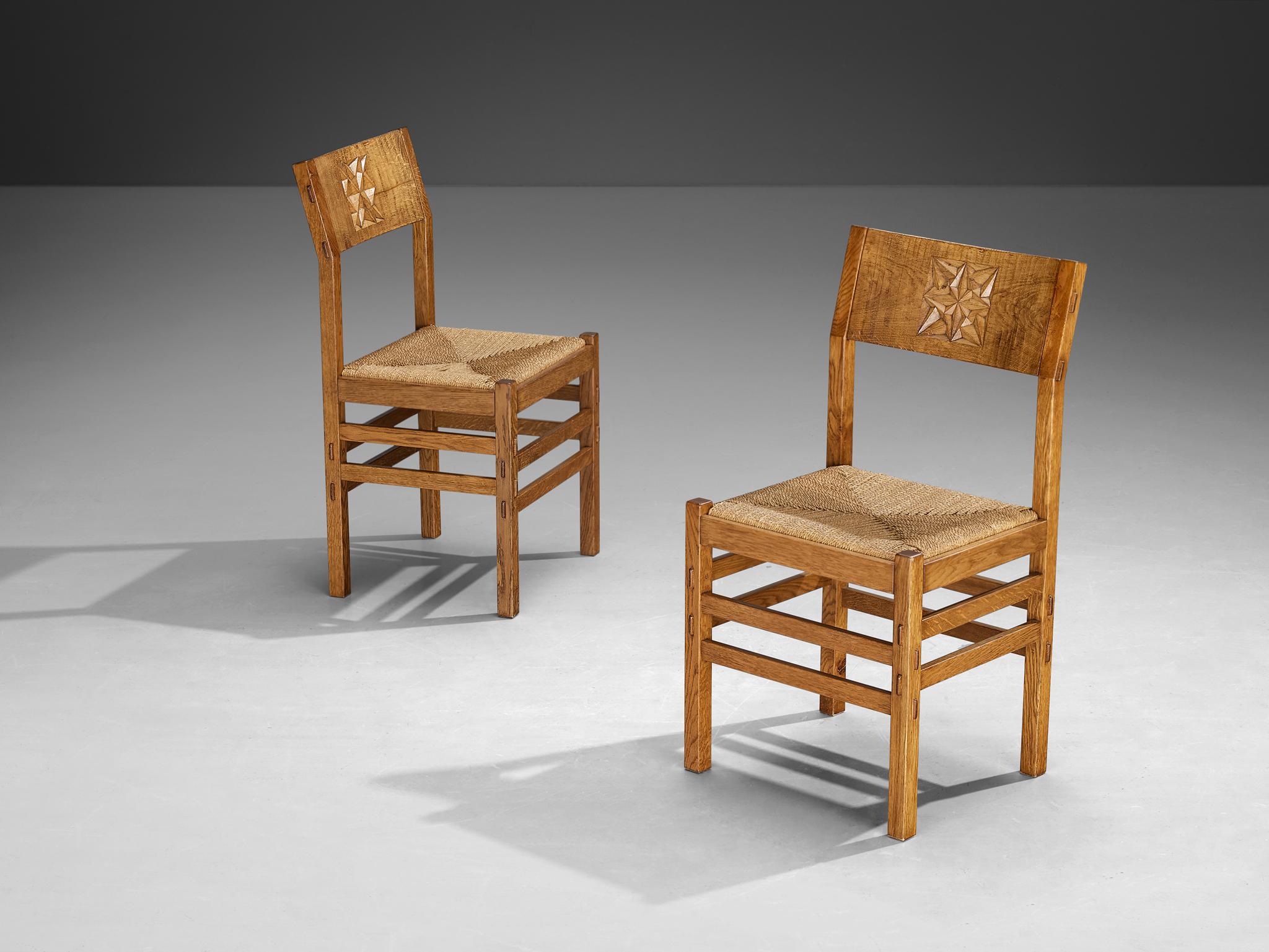 Mid-Century Modern Giuseppe Rivadossi pour Officina Rivadossi Ensemble de quatre chaises de salle à manger en Oak  en vente