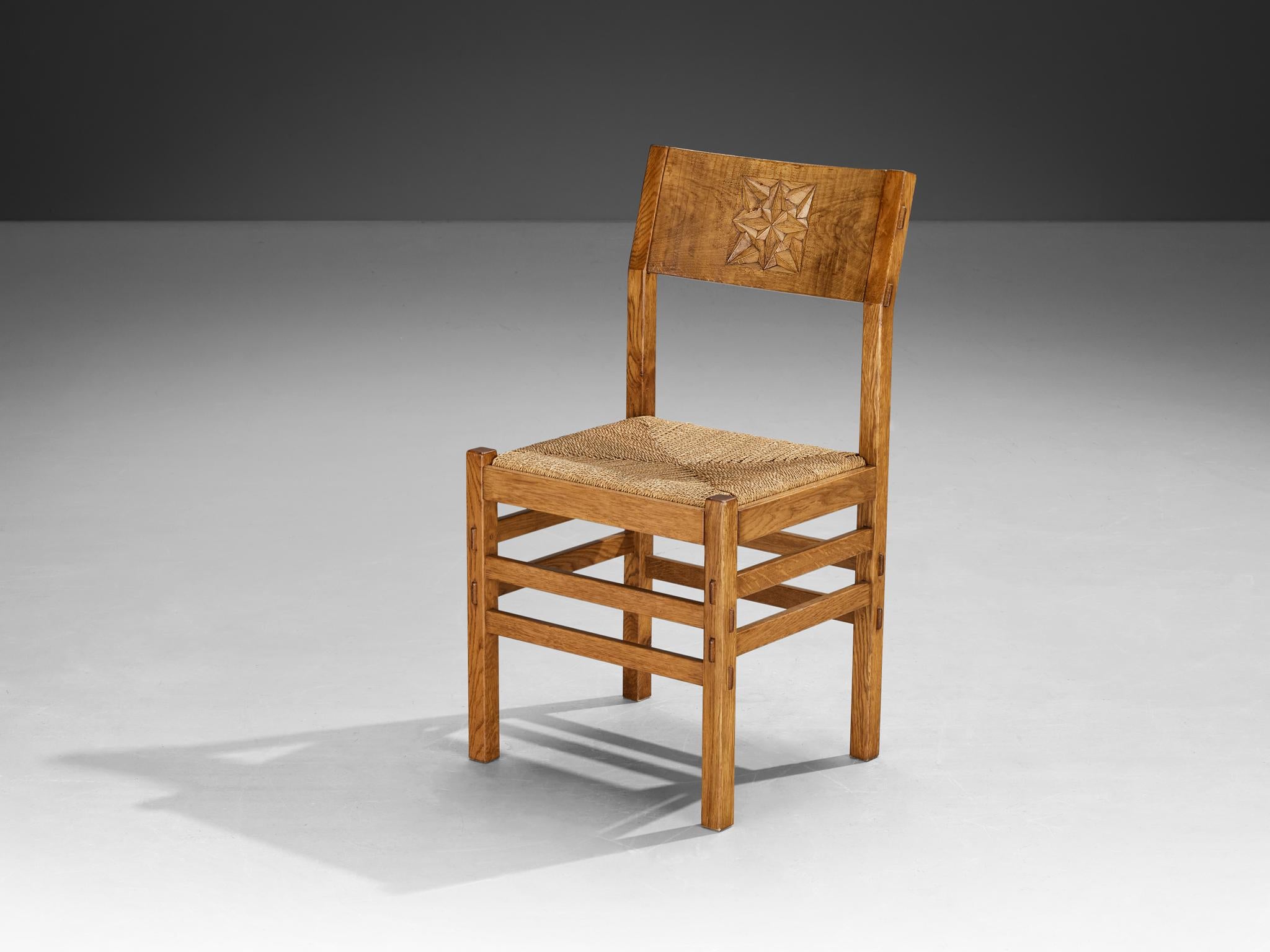 Italian Giuseppe Rivadossi for Officina Rivadossi Set of Four Dining Chairs in Oak  For Sale