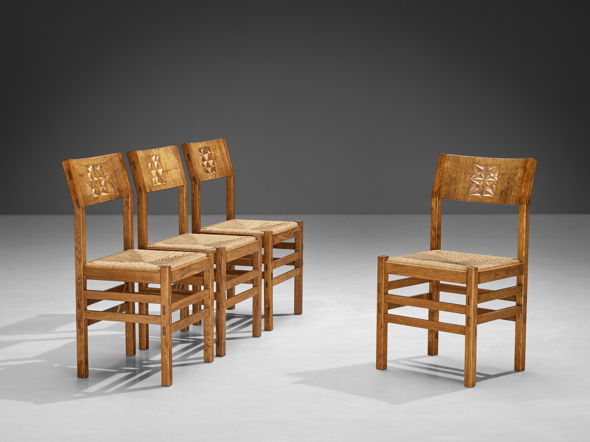 Giuseppe Rivadossi for Officina Rivadossi Set of Four Dining Chairs in Oak  In Good Condition For Sale In Waalwijk, NL