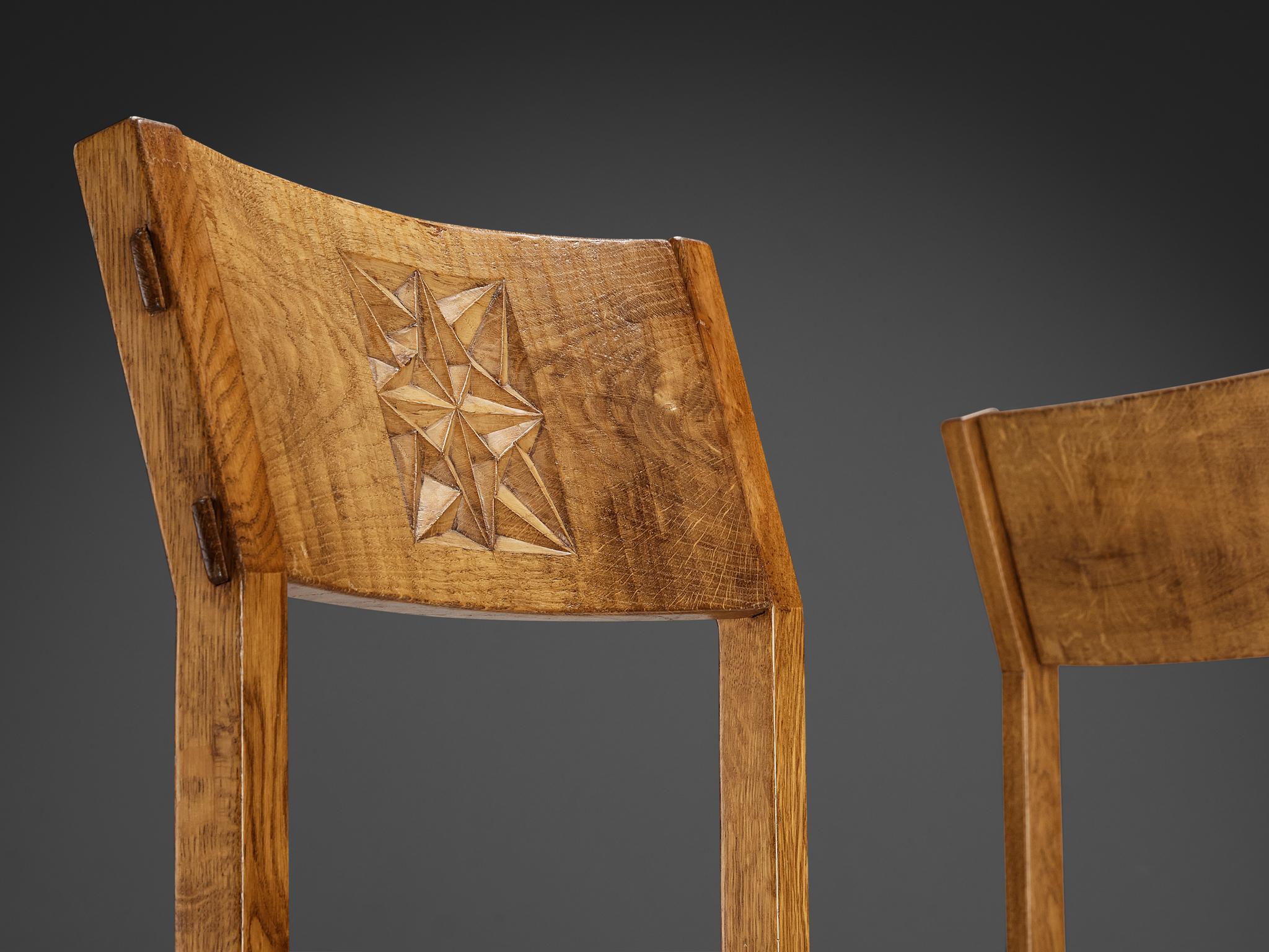 Late 20th Century Giuseppe Rivadossi for Officina Rivadossi Set of Four Dining Chairs in Oak  For Sale
