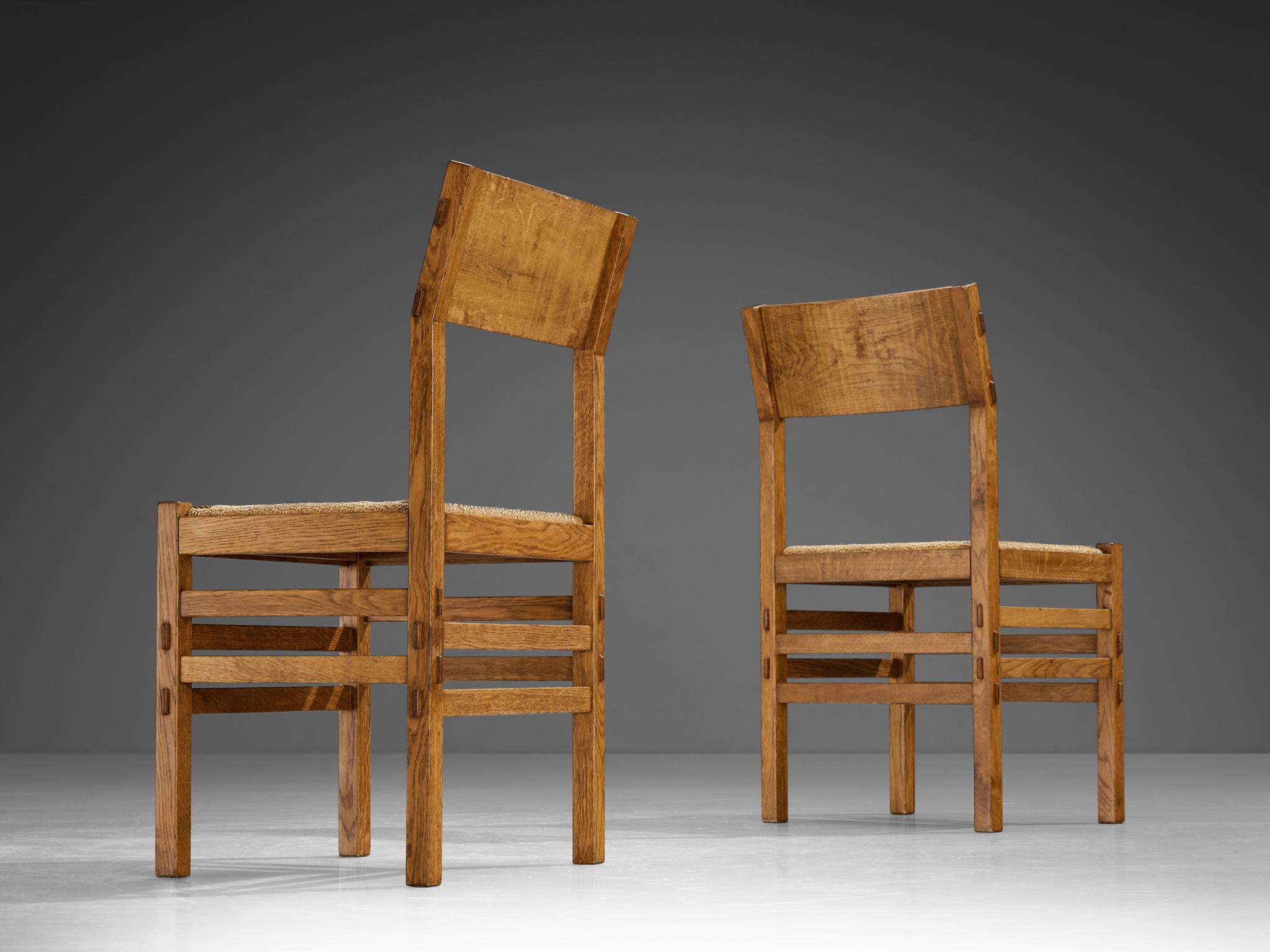 Giuseppe Rivadossi for Officina Rivadossi Set of Four Dining Chairs in Oak  For Sale 3
