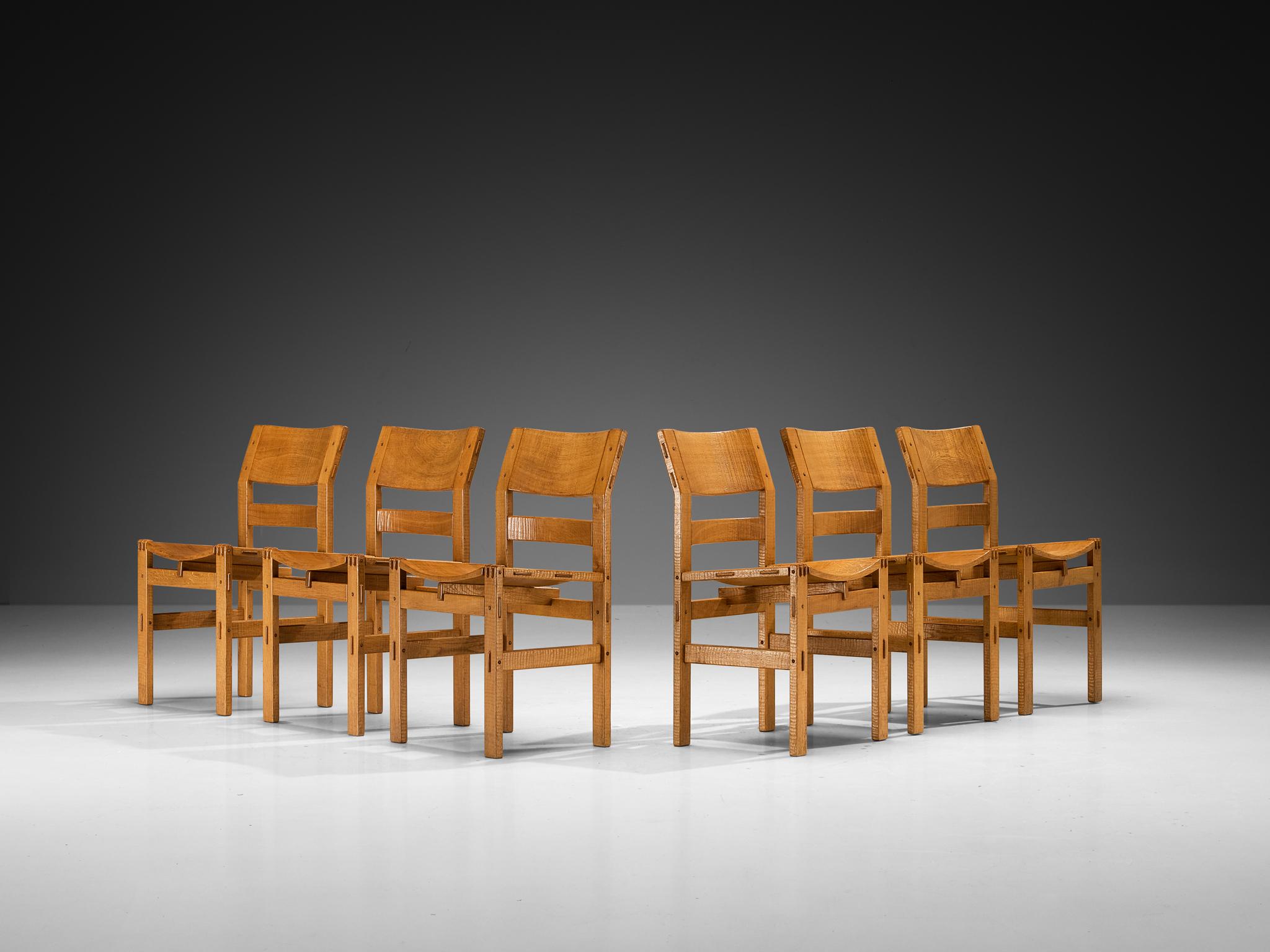 Giuseppe Rivadossi für Officina Rivadossi: Sechser-Set Esszimmerstühle aus Eiche (Moderne der Mitte des Jahrhunderts) im Angebot