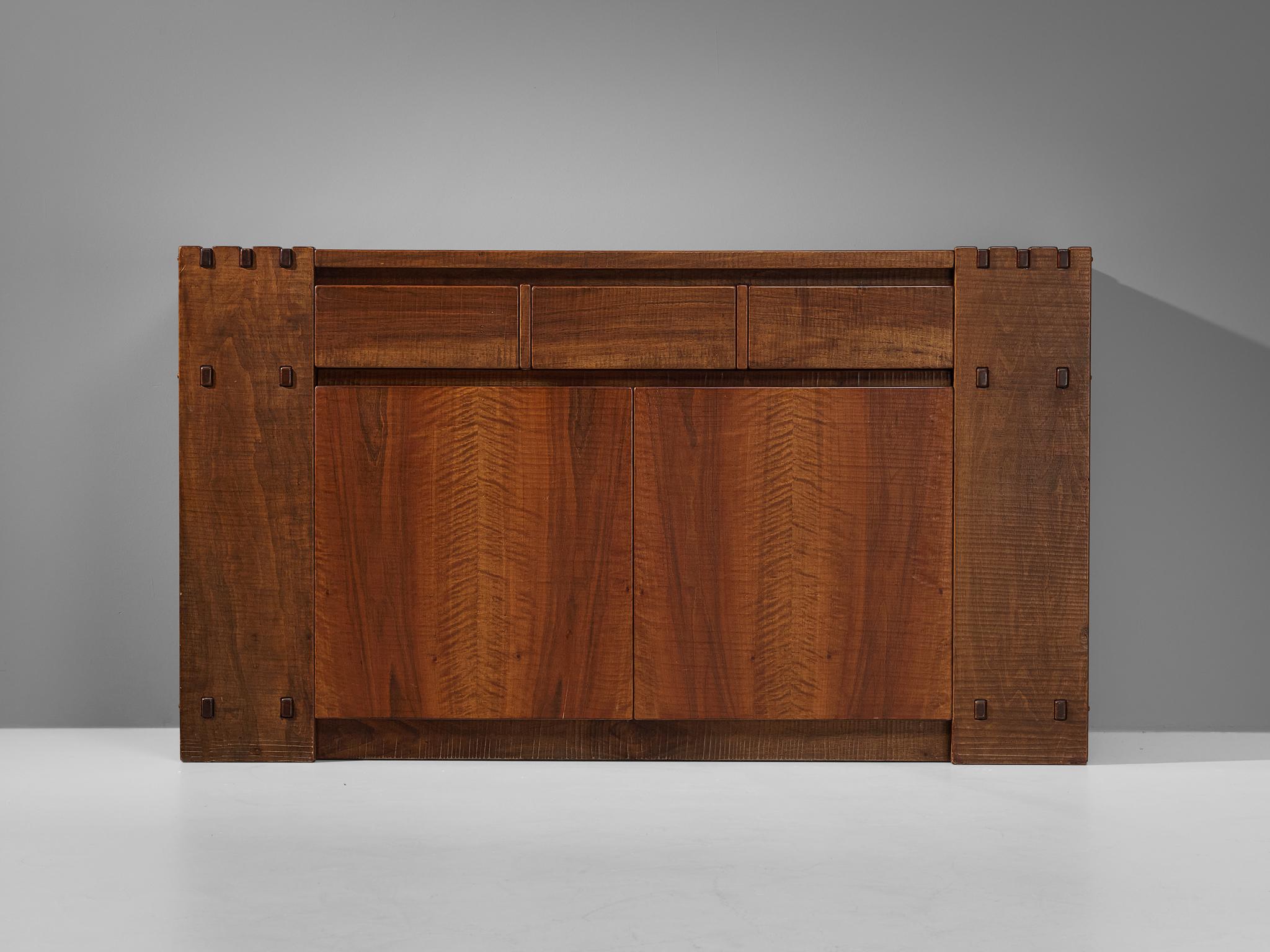 Giuseppe Rivadossi for Officina Rivadossi Sideboard in Walnut  In Good Condition For Sale In Waalwijk, NL