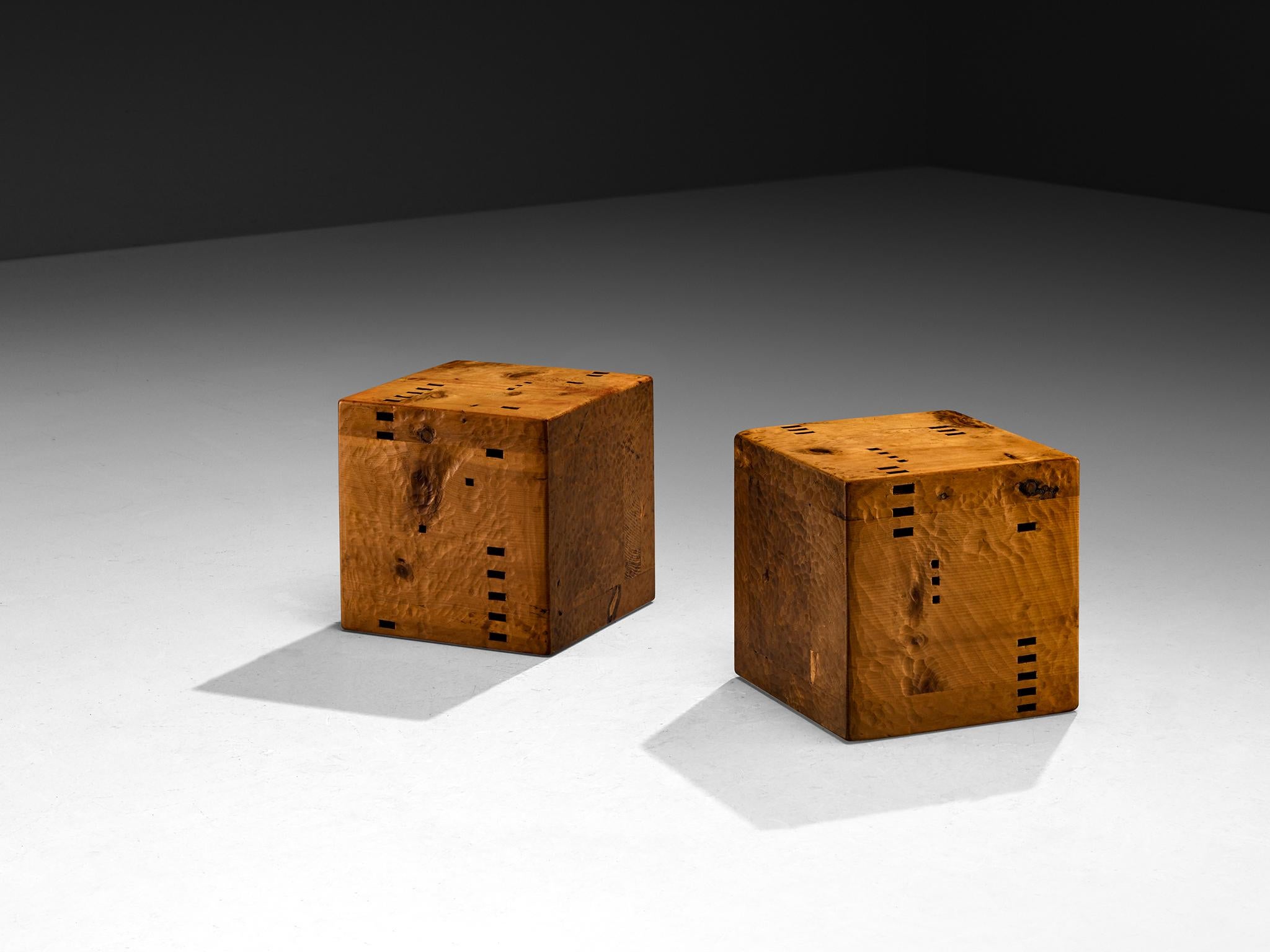 Giuseppe Rivadossi for Officina Rivadossi Unique Side Table Cubes in Pine In Good Condition For Sale In Waalwijk, NL