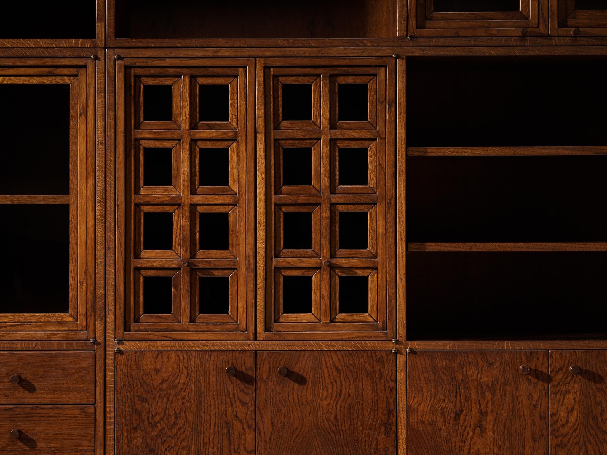 Fine XX secolo Libreria o pensile Giuseppe Rivadossi in Oak in vendita