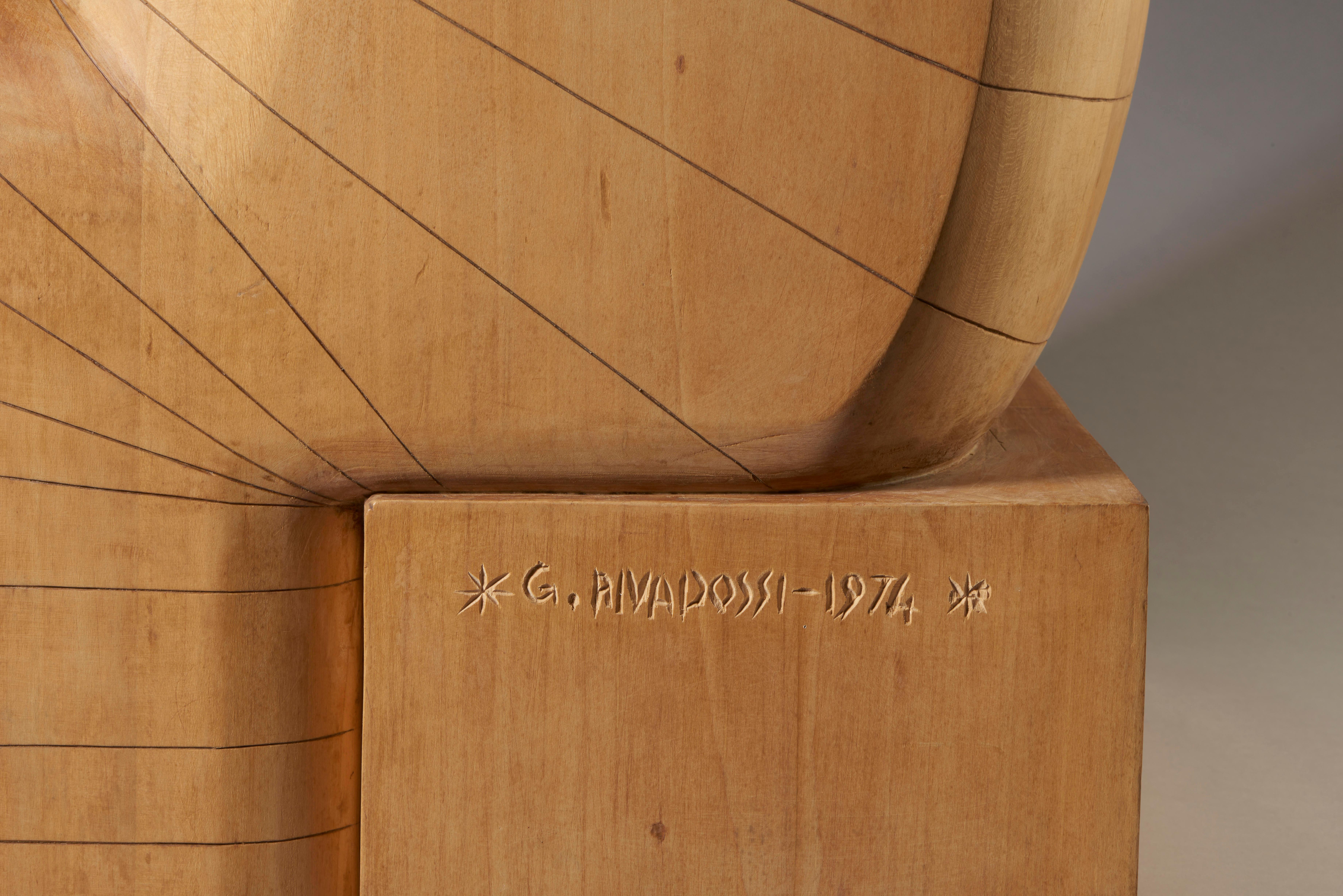 Giuseppe Rivadossi (Nave, 8 juillet 1935)  Hangar, 1974 Sculpture en bois en vente 3