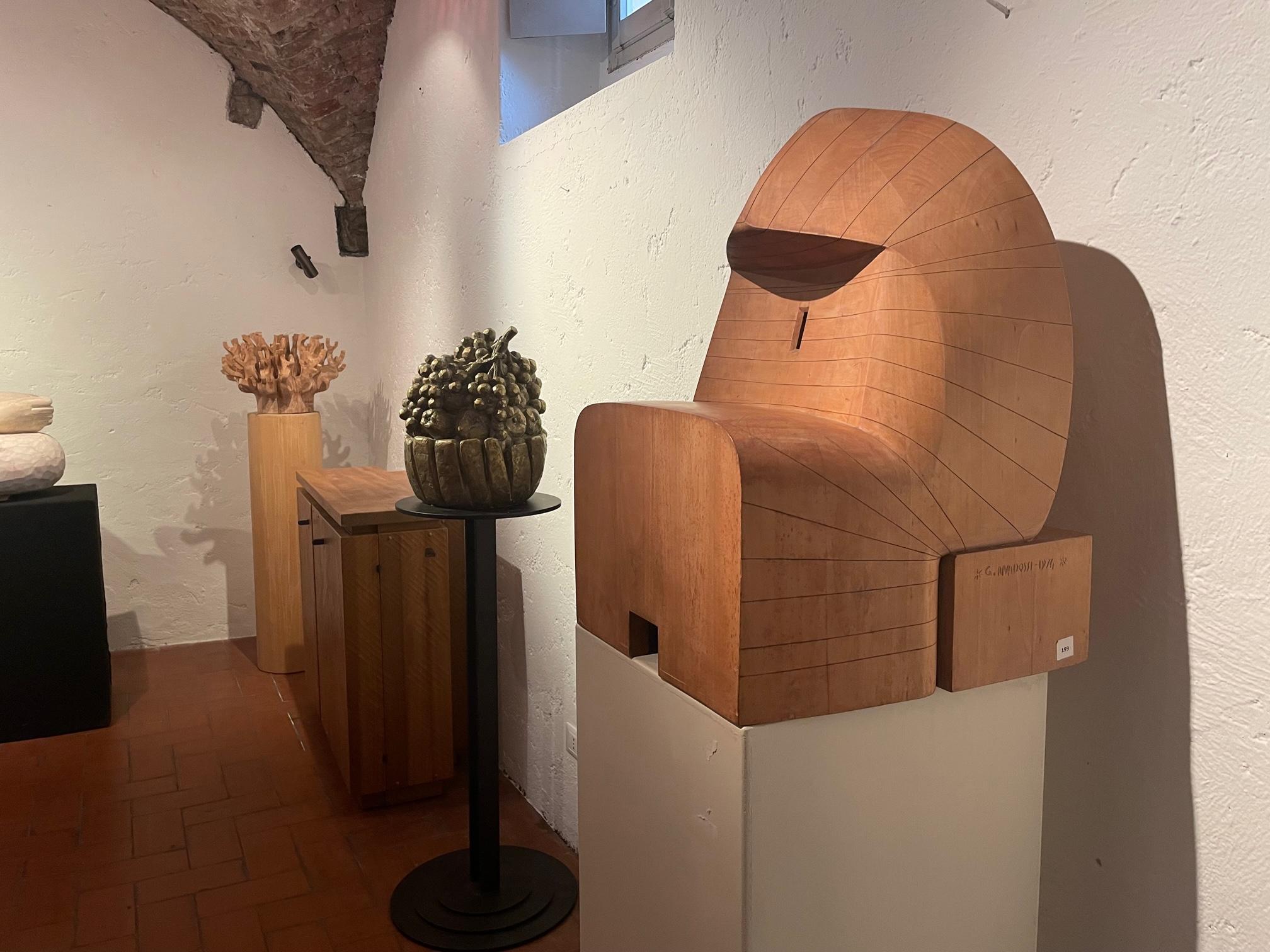 Giuseppe Rivadossi (Nave, July 8, 1935)  Shed, 1974 Wood sculpture For Sale 9