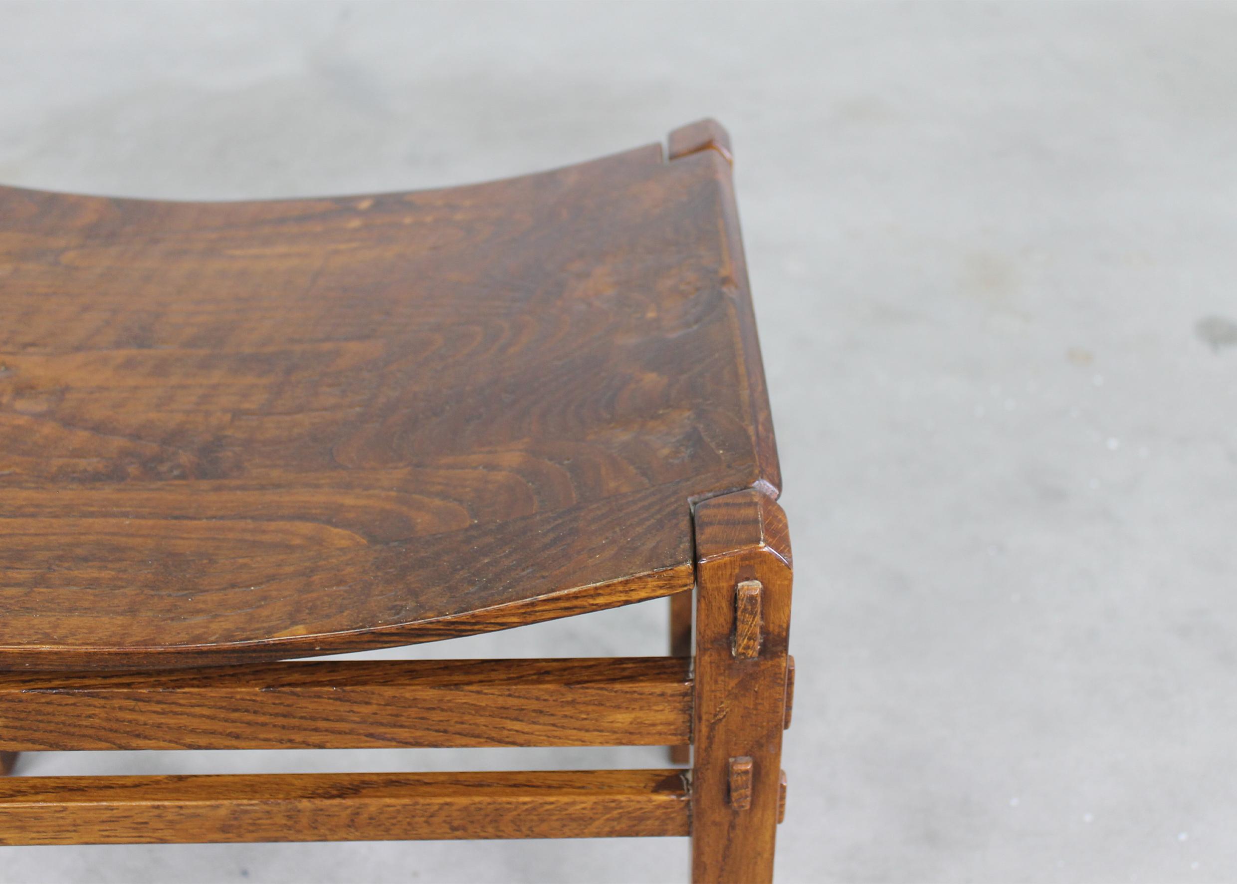 Giuseppe Rivadossi Set of Two Stools in Oak Wood by Officina Rivadossi 1970s For Sale 9