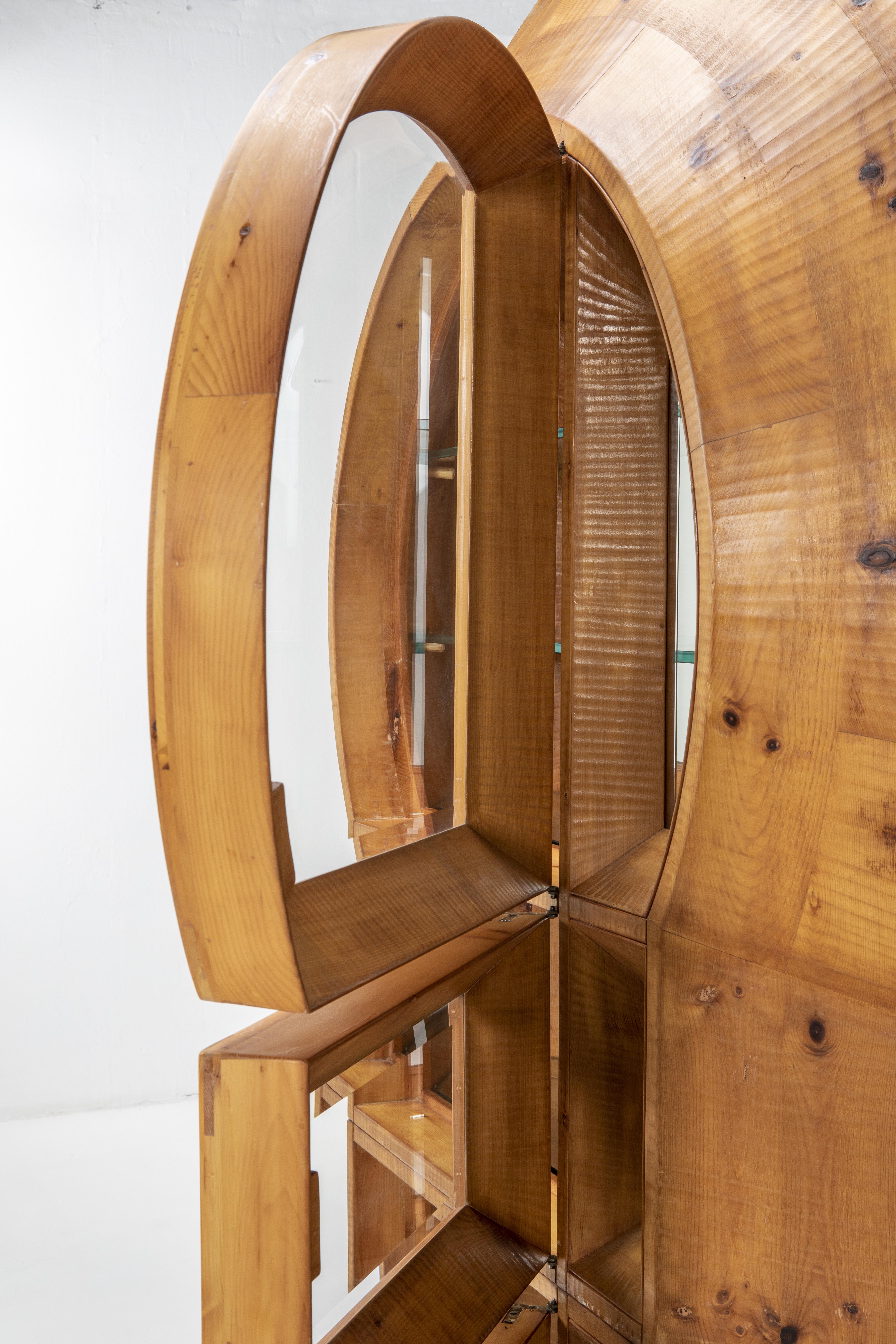 Giuseppe Rivadossi Stunning wood Bar Cabinet - Italian Design 1970s 1