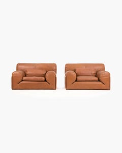 Giuseppe Rossi di Albizzate Pair of Touche Armchairs in Original Leather, 1970