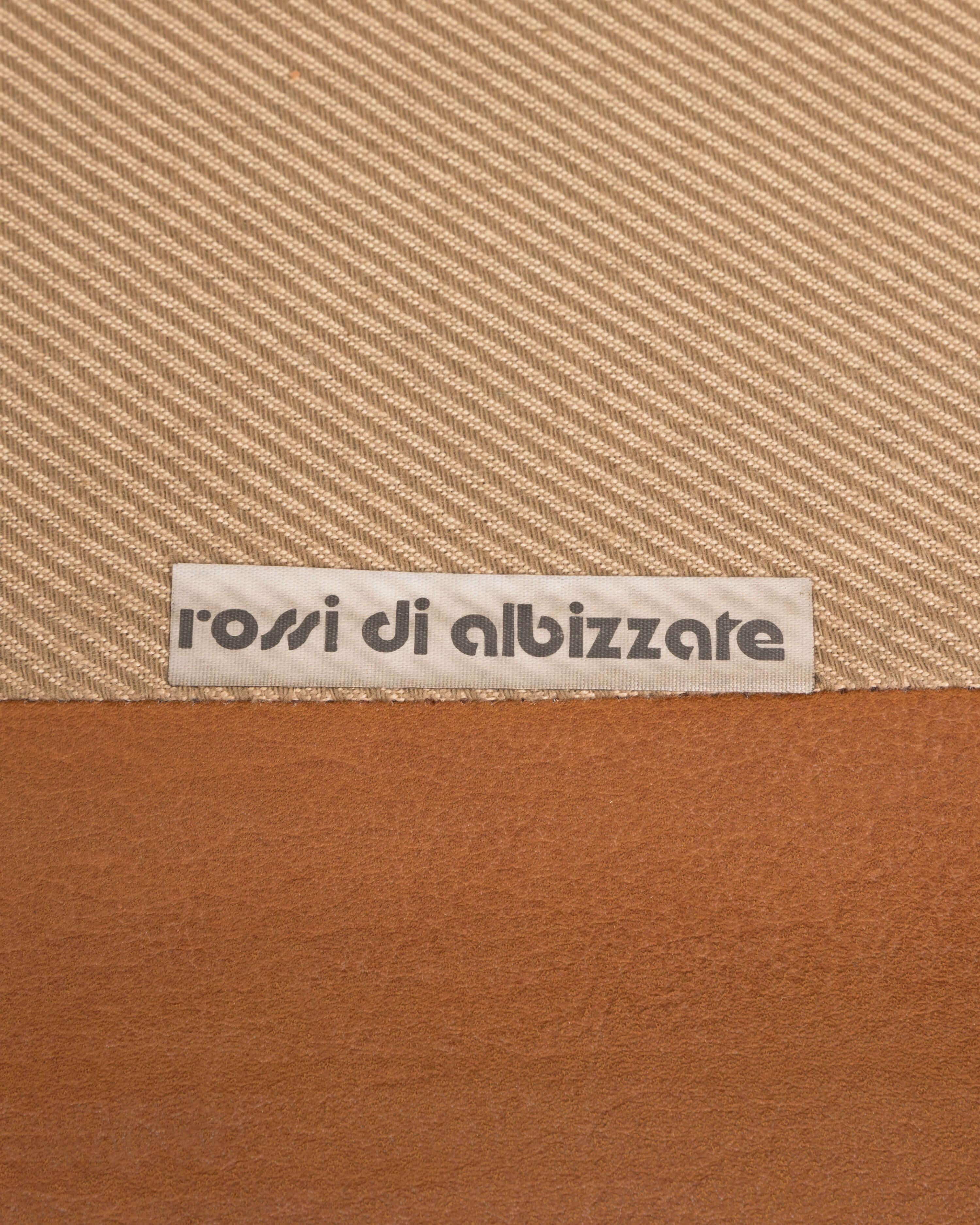 Giuseppe Rossi di Albizzate Pair of Touche Armchairs in Original Leather, 1970 (Ende des 20. Jahrhunderts) im Angebot