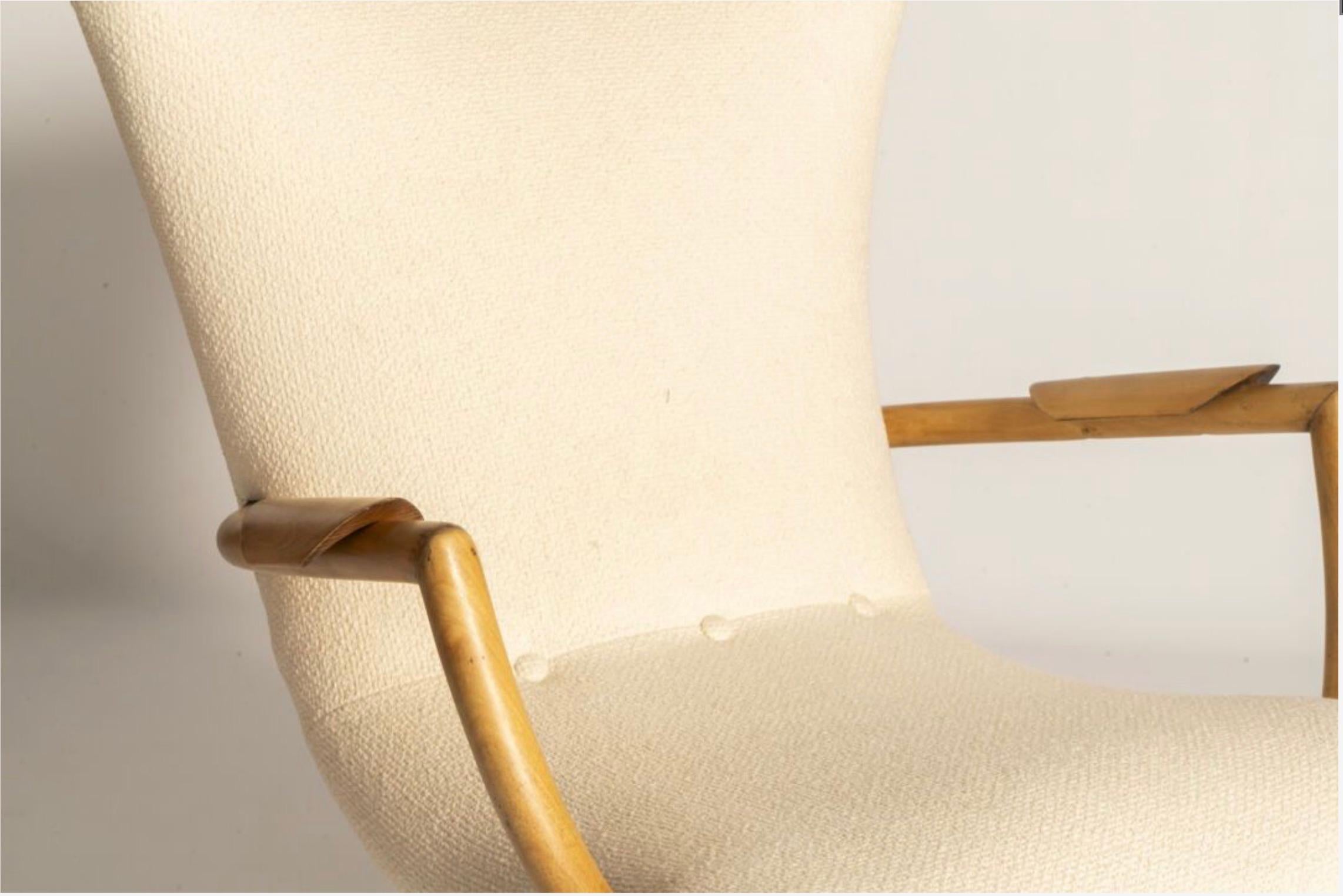 Mid-Century Modern Giuseppe Scapinelli, Armchair, c. 1950 Pau Marfim wood and white cotton fabric For Sale