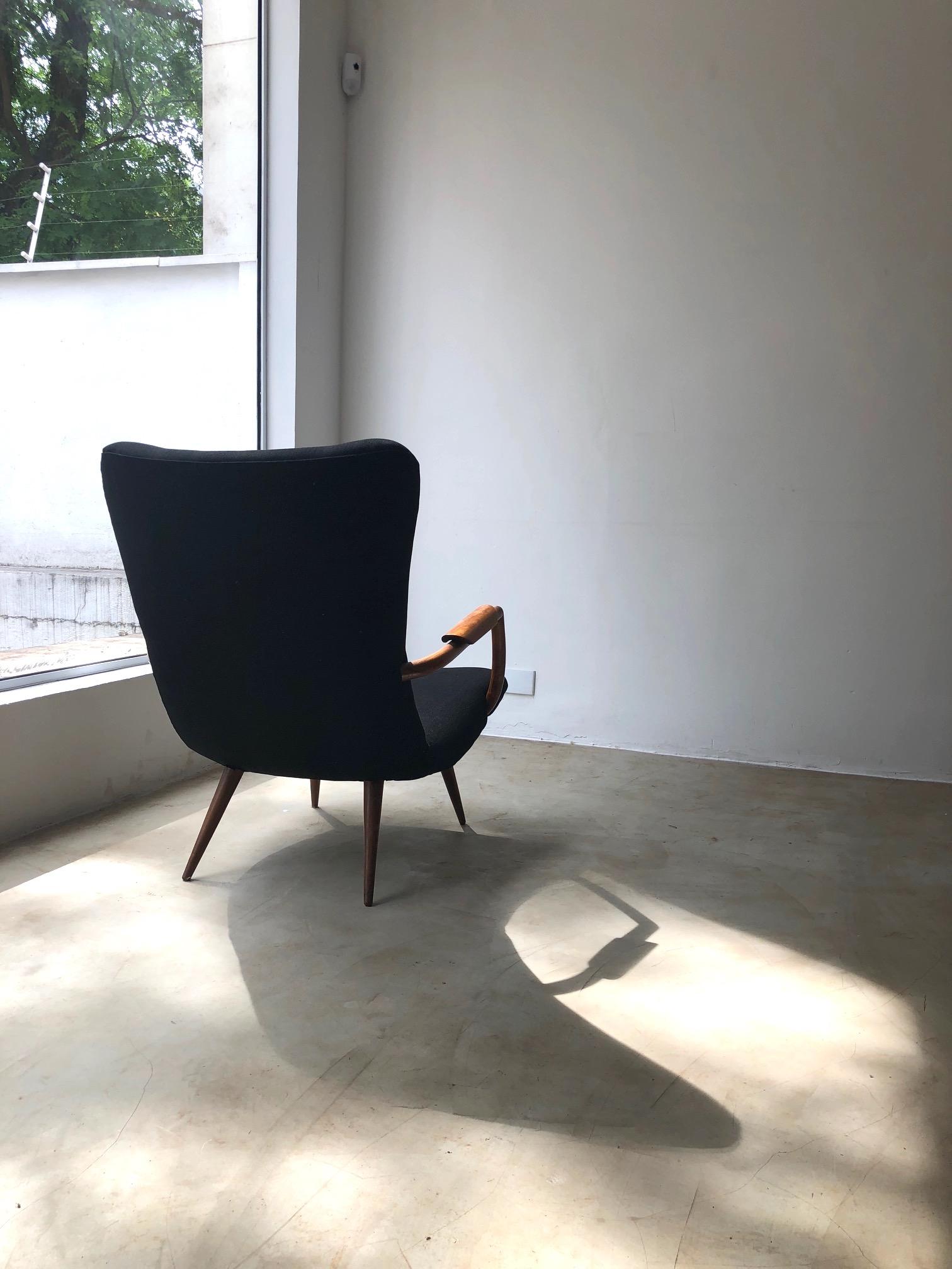 Giuseppe Scapinelli Armchair Made of Solid Caviuna Wood In Good Condition In Sao Paulo, SP