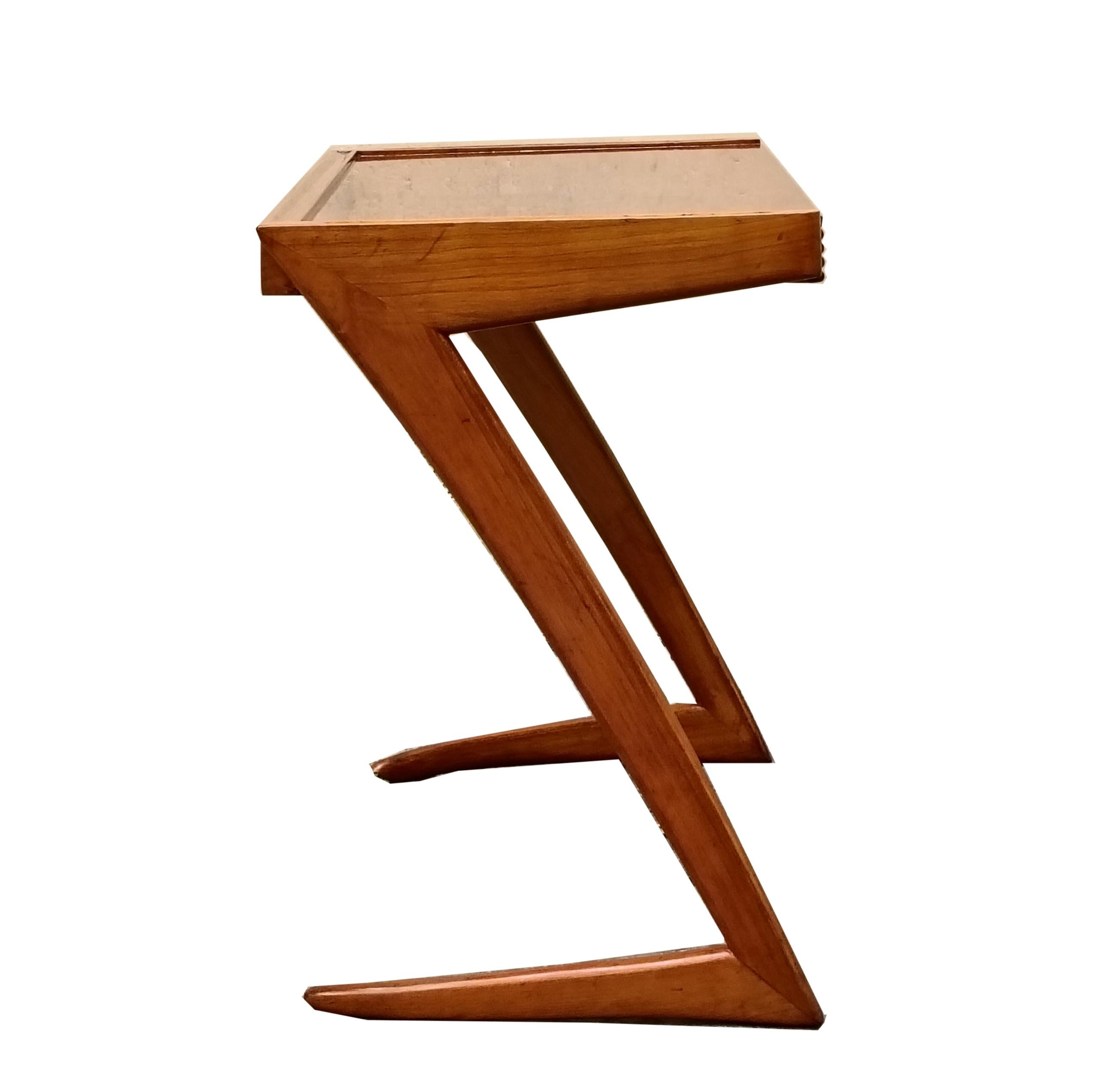 Giuseppe Scapinelli Attribut. Petit bureau en  Bois, Brésil années 1950 en vente 1