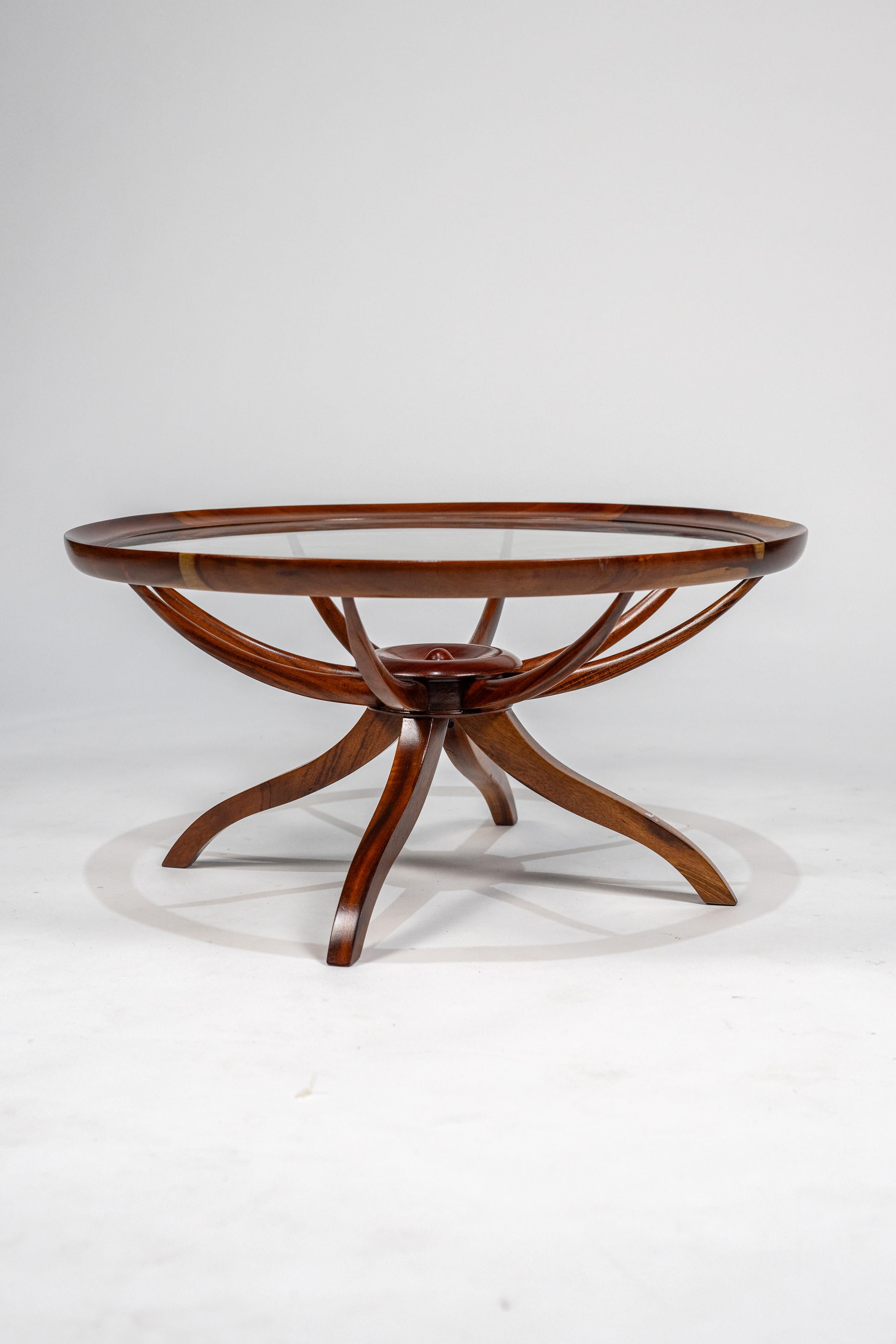20th Century Giuseppe Scapinelli. Coffee table 