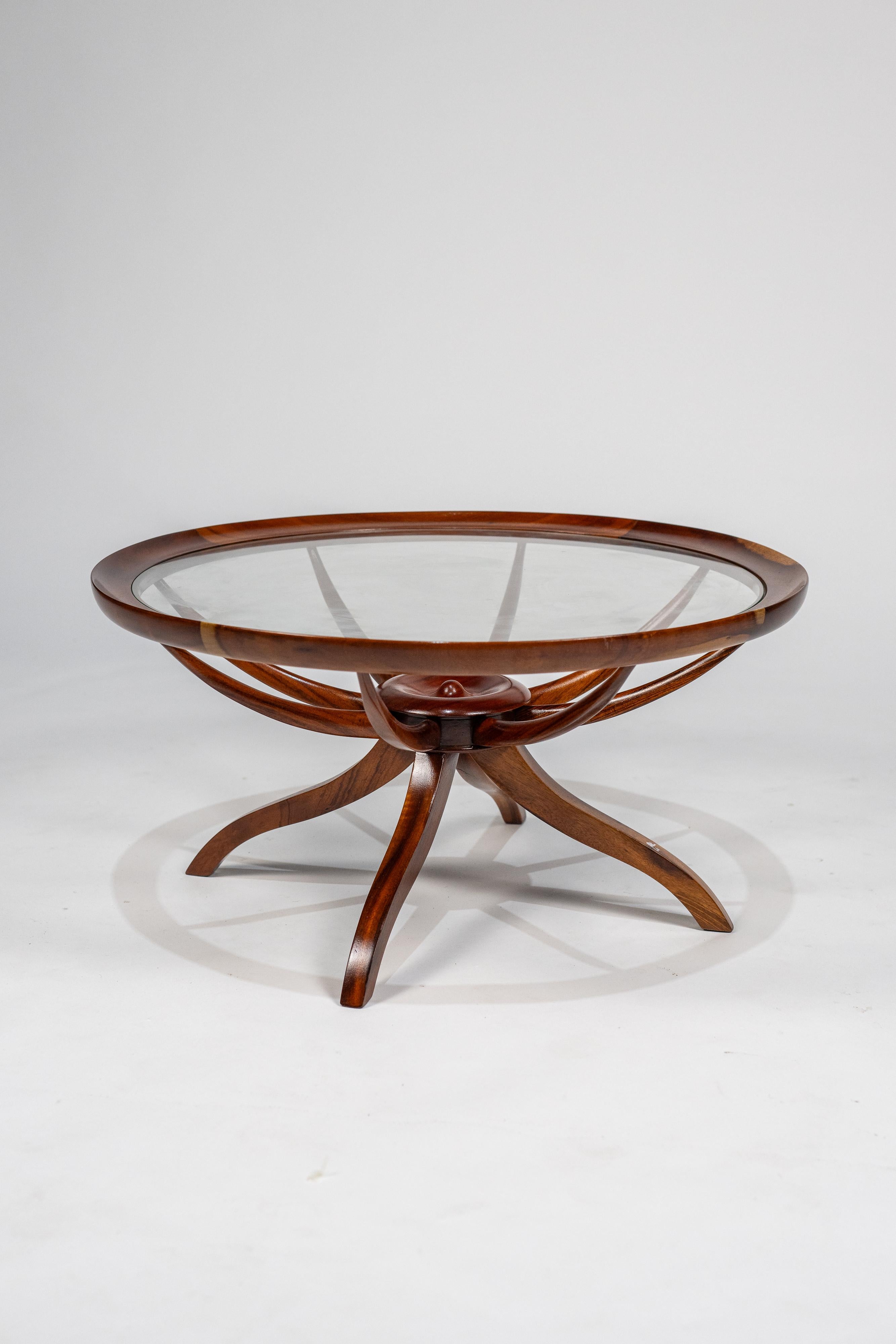 Glass Giuseppe Scapinelli. Coffee table 