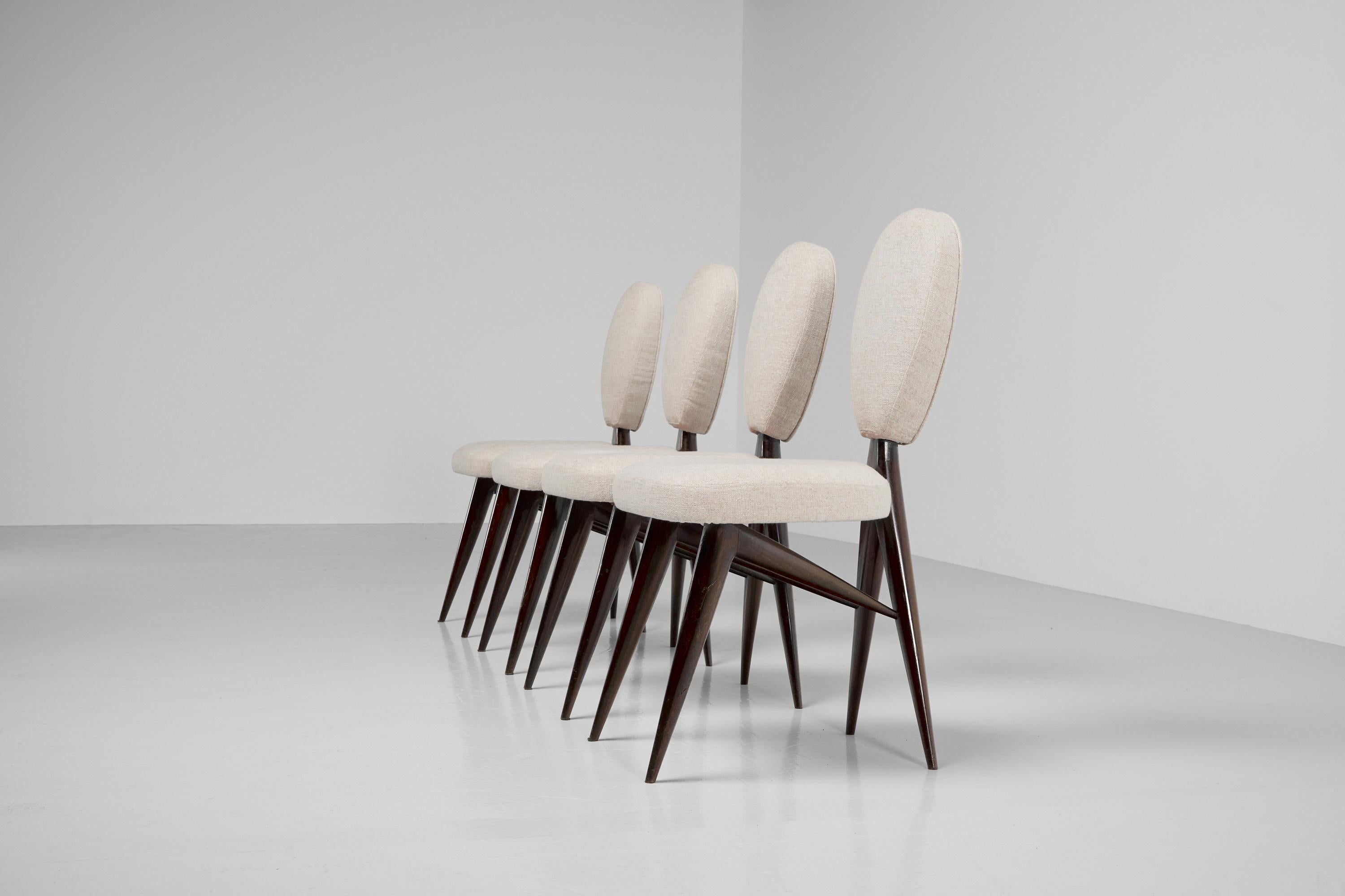 Giuseppe Scapinelli dinner chairs with spine feet Brazil 1950 For Sale 2