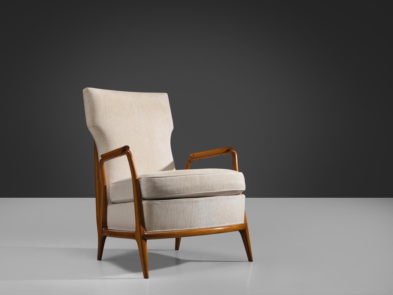 Mid-Century Modern Giuseppe Scapinelli Lounge Chair in Caviuna and Off-White Fabric, Brazil, 1950s